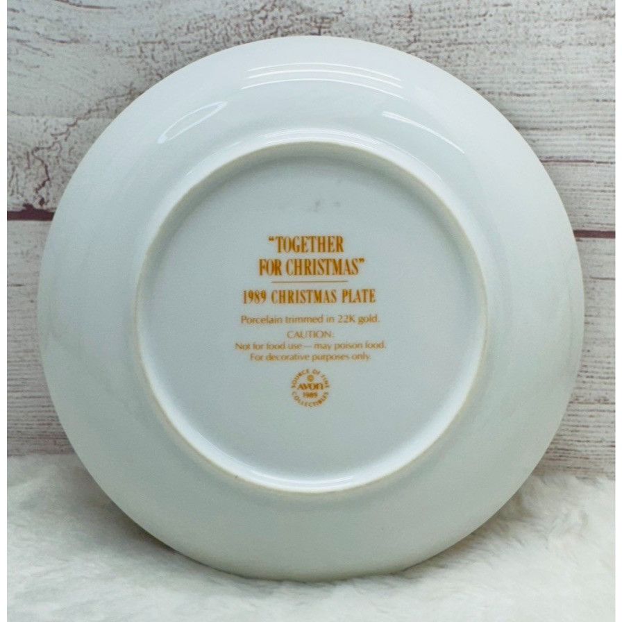 Other Avon Christmas Plate "Together for Christmas" 1989 Porcelain Size ONE SIZE - 2 Thumbnail