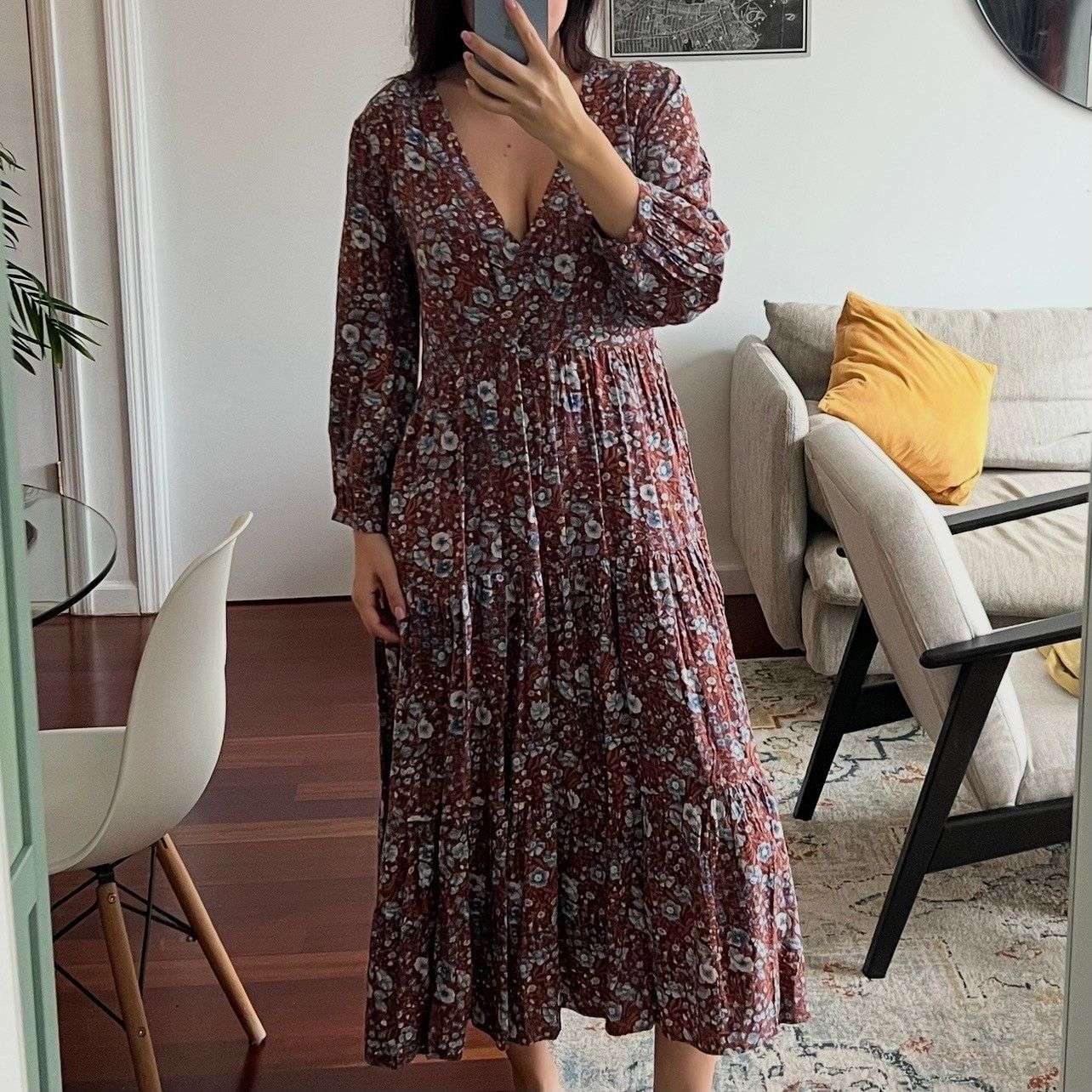 Madewell Madewell Challis Wrap Midi Dress in Woodland Floral V-neck Size XS / US 0-2 / IT 36-38 - 1 Thumbnail
