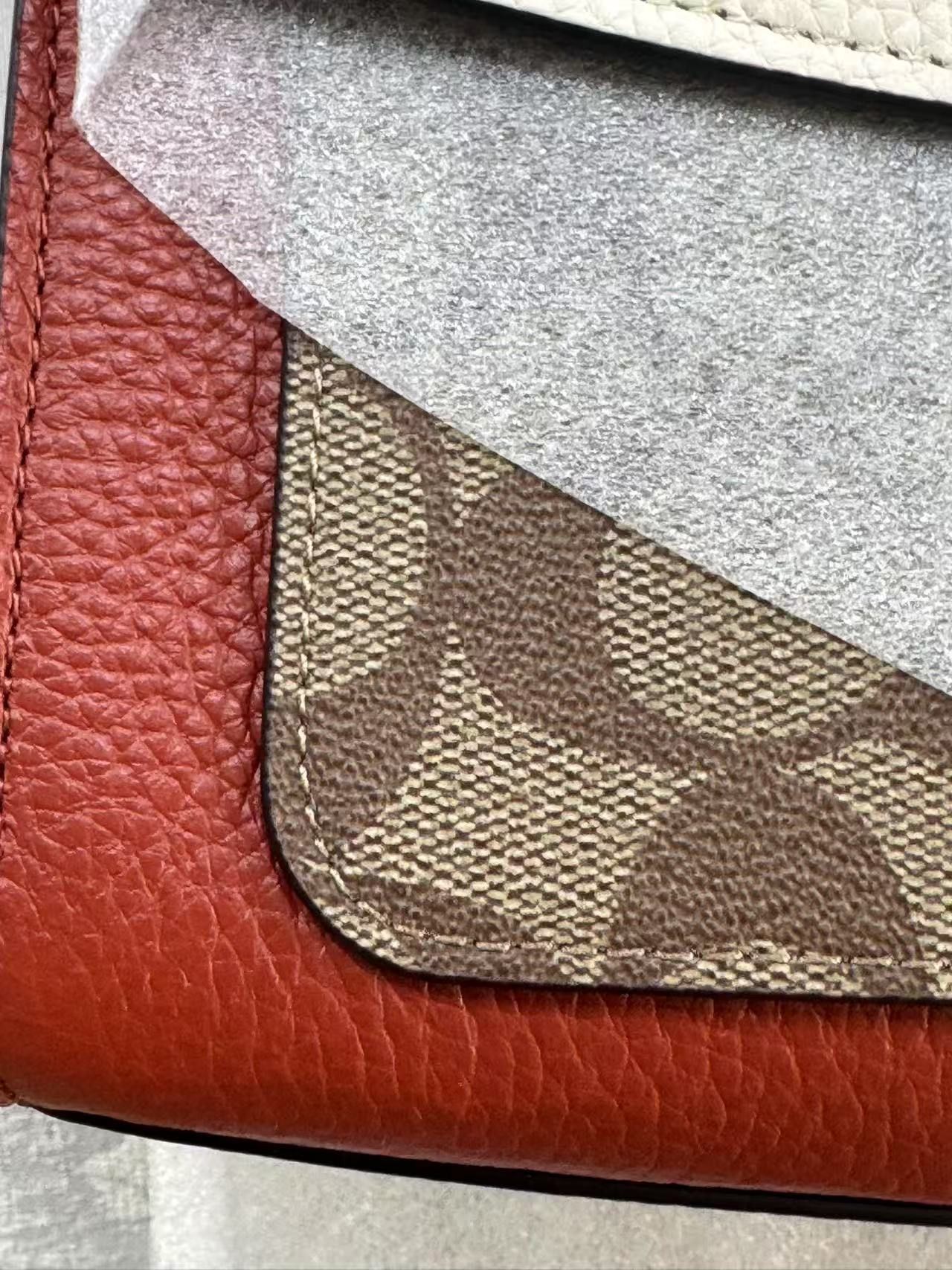 Coach Coach Lane Shoulder Bag In Signature Canvas - C8207 Size ONE SIZE - 10 Thumbnail
