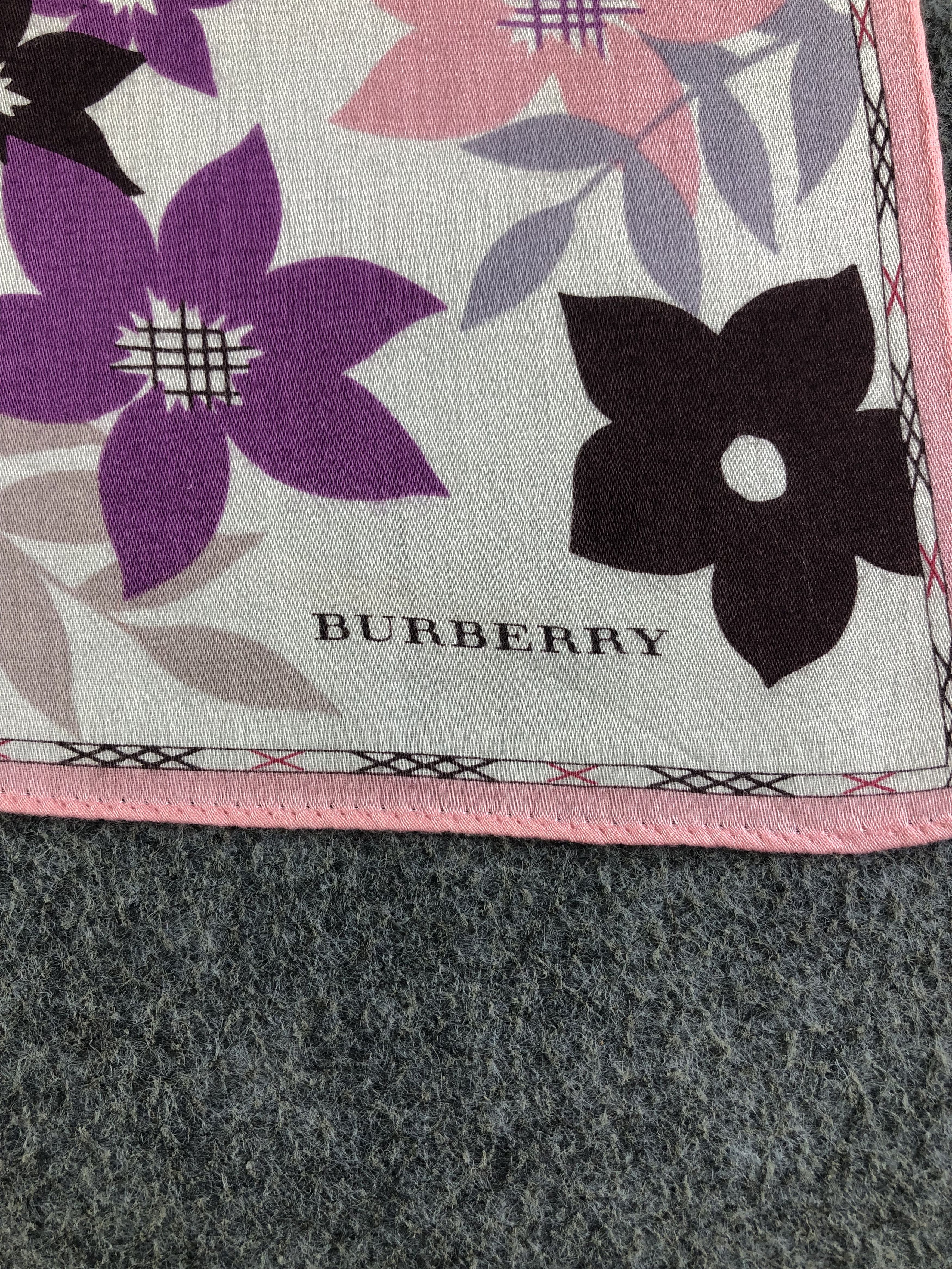 Burberry Burberry Floral Handkerchief / Bandana / Neckerchief C401 Size ONE SIZE - 5 Thumbnail