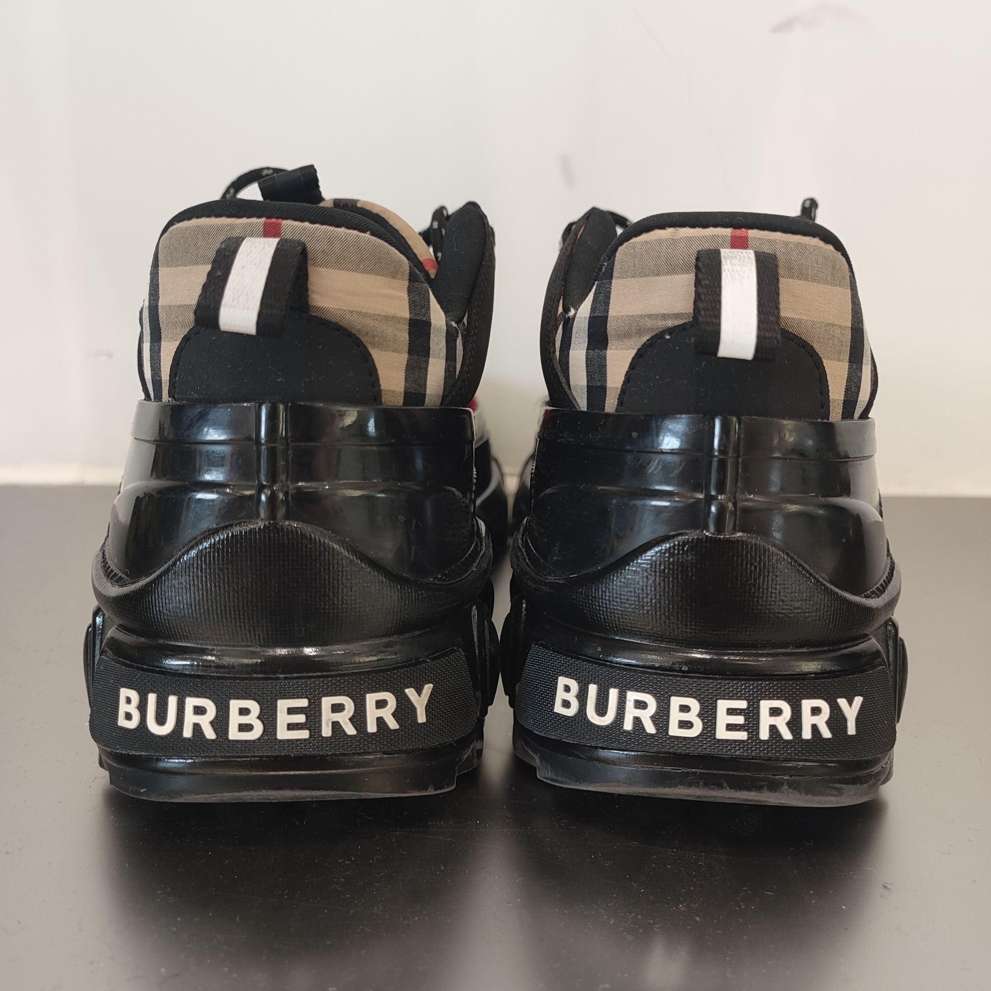 Burberry Burberry Size 40 Checkered Lace-Up Thick-Soled Casual Sneake Size US 7 / EU 40 - 6 Thumbnail