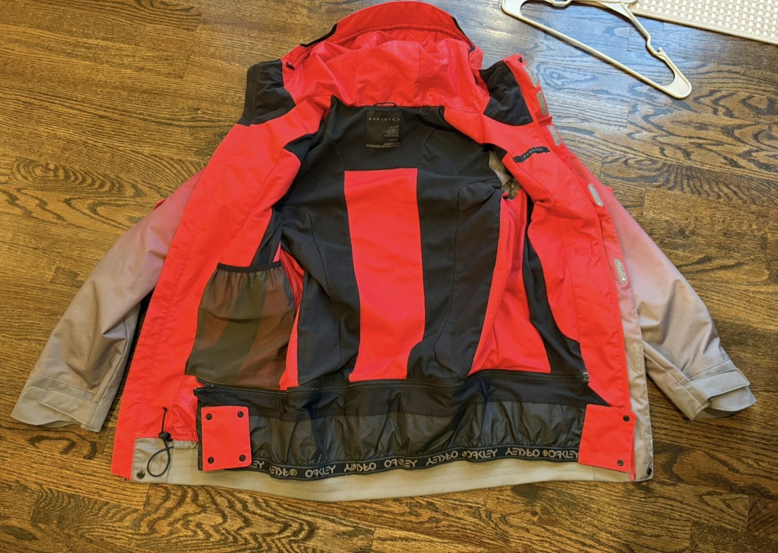 Oakley Oakley Tech Shell —Fall 2014 (FA14) Archival Variant Size US S / EU 44-46 / 1 - 4 Thumbnail