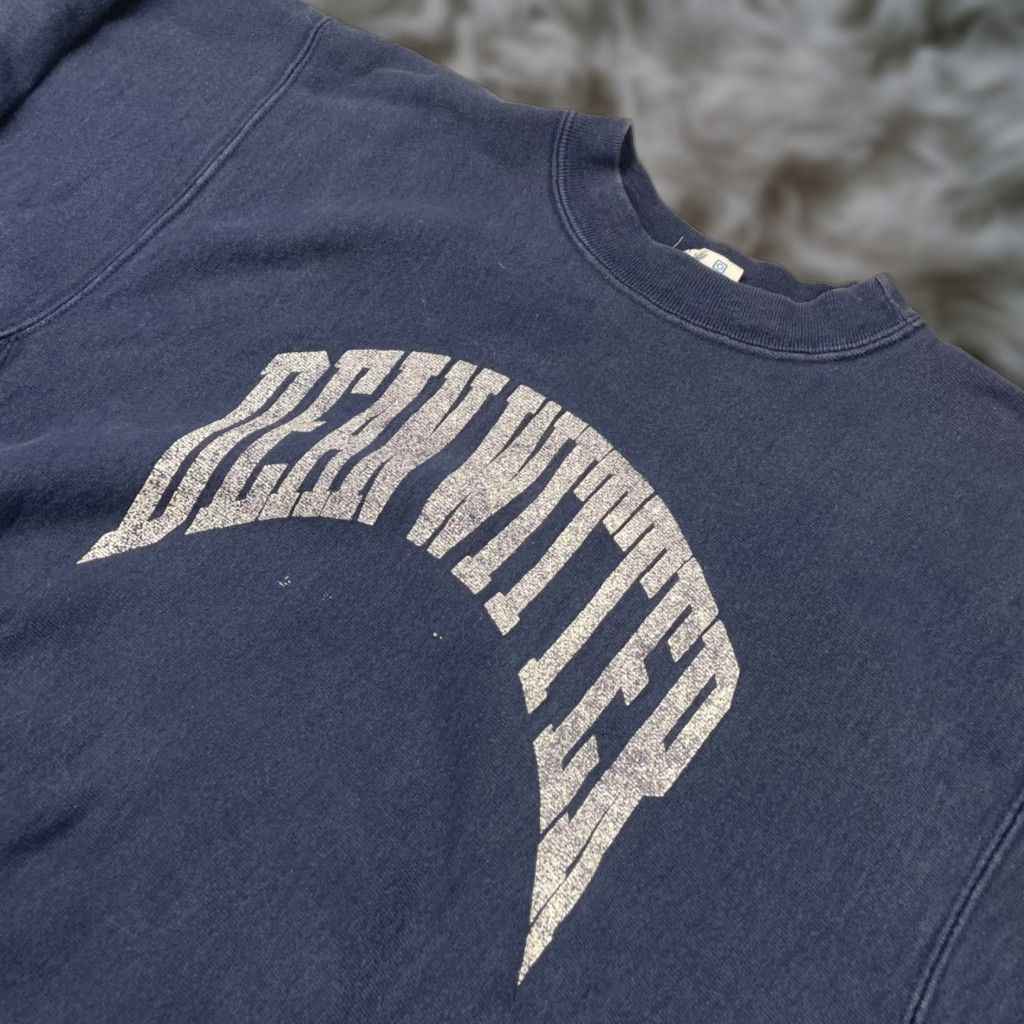 VINTAGE Dean Witter x Champion Sweatshirt Navy Large Men’s Reverse Weave Crew Neck Cotton/Polyster USA Navy Blue Logo Winter Fall 90s?
