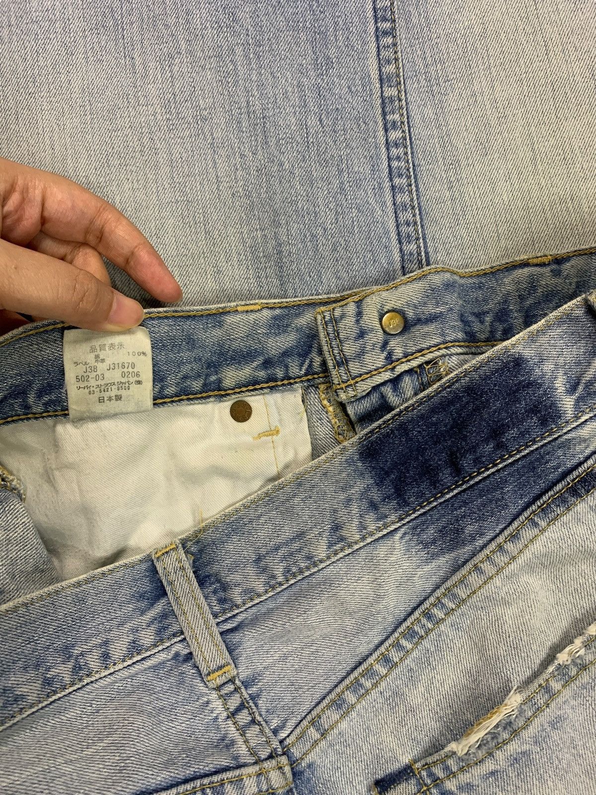 Levi's Vintage 90s Levis 502 Japan Light Wash Distress Baggy Jeans Size US 32 / EU 48 - 9 Thumbnail
