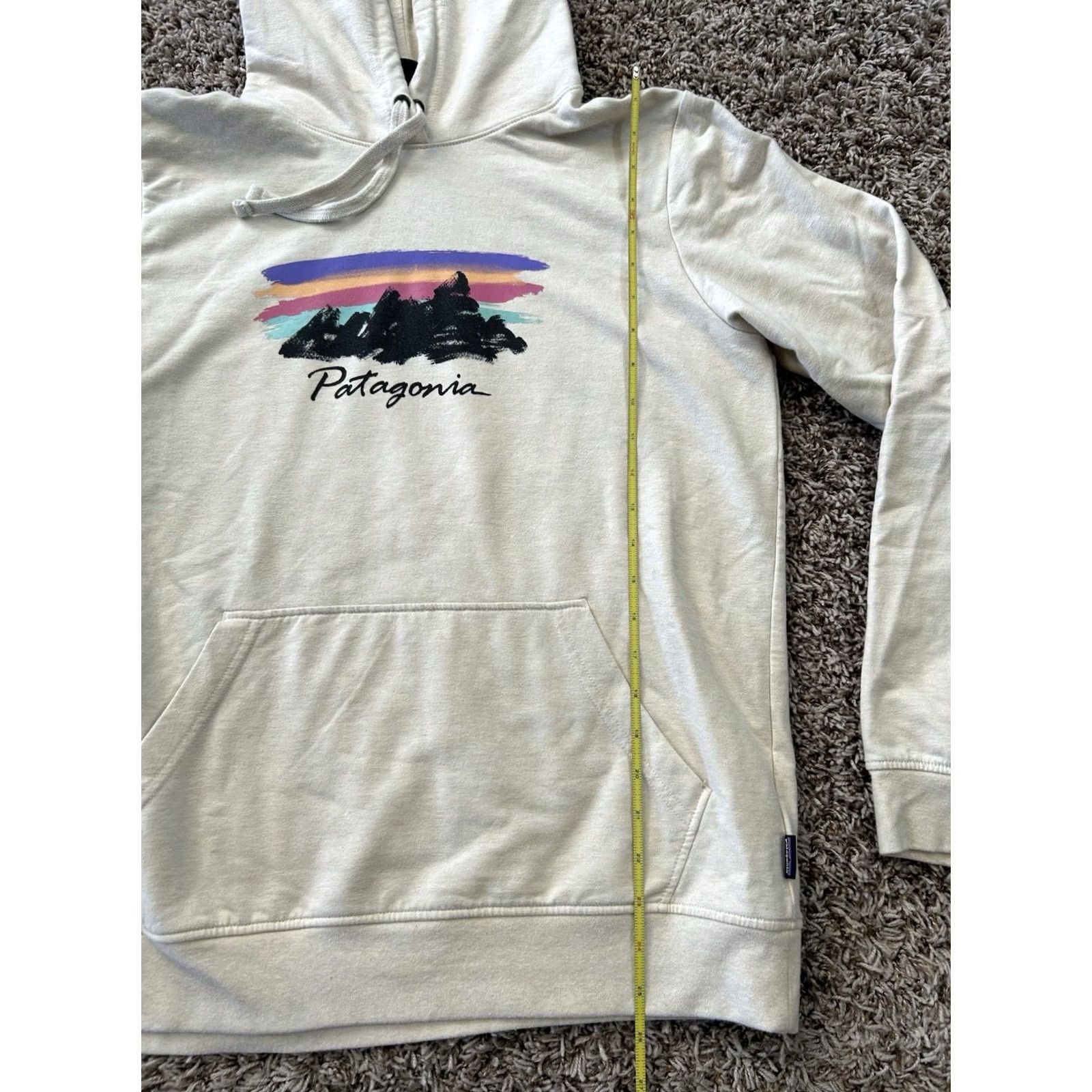 Patagonia Patagonia Hoodie Womens L White Cream Free Hand Fitz Roy Ahnya Graphic Pullover Activewear Outdoors Size L / US 10 / IT 46 - 5 Thumbnail