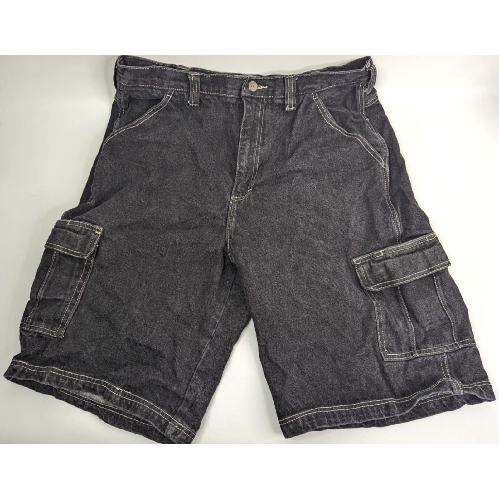 Denime VINTAGE Kenpa Shorts Men Size 38 Black Denim Cargo Baggy 90s Grunge Pockets Logo Embroidered Size US 38 / EU 54 - 2 Thumbnail