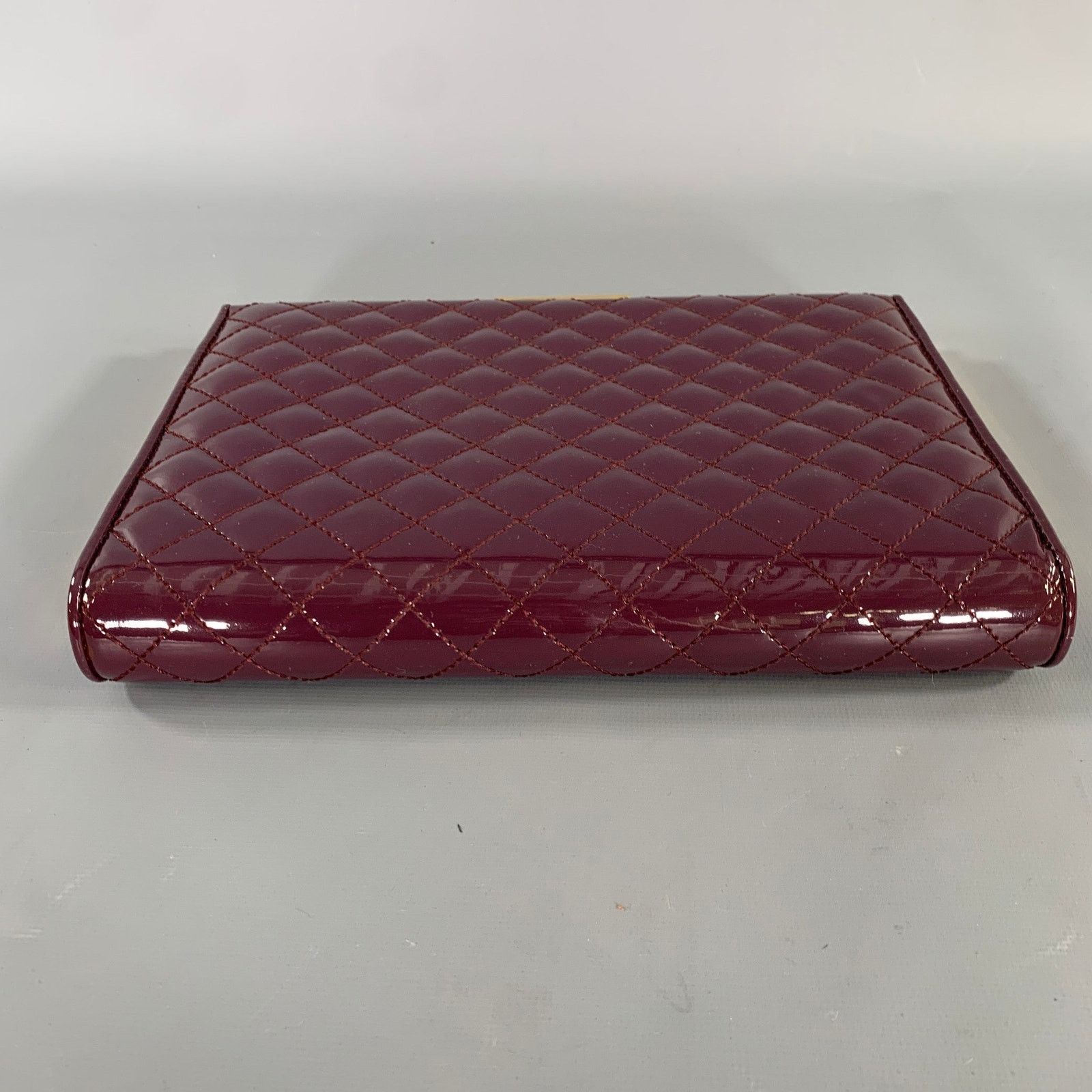 Salvatore Ferragamo SALVATORE FERRAGAMO Purple Quilted Patent Clutch Bags Size ONE SIZE - 4 Thumbnail