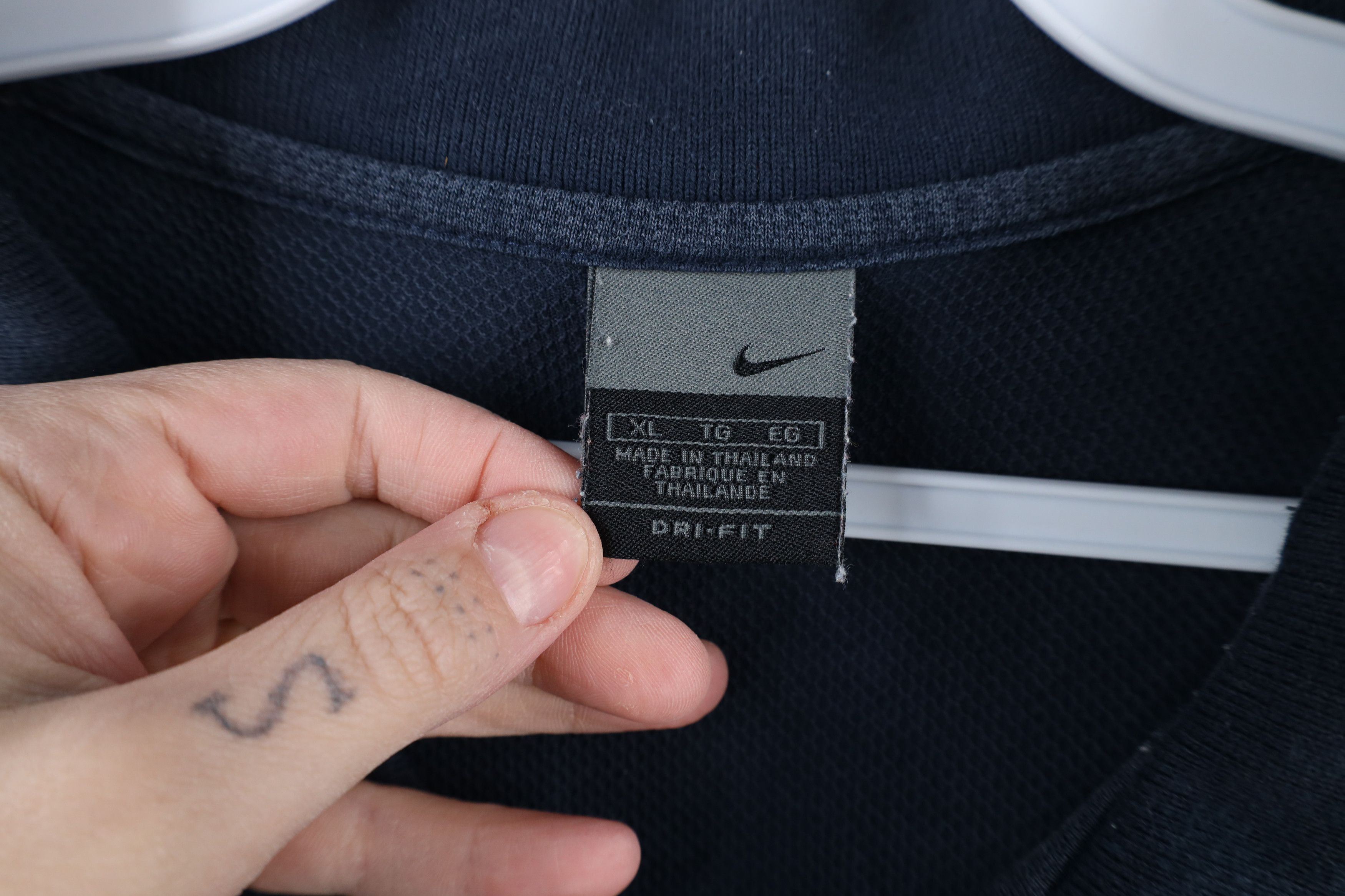 Nike × Vintage Vintage Nike Challenge Court Mini Swoosh Thermal Knit Polo Size US XL / EU 56 / 4 - 8 Thumbnail