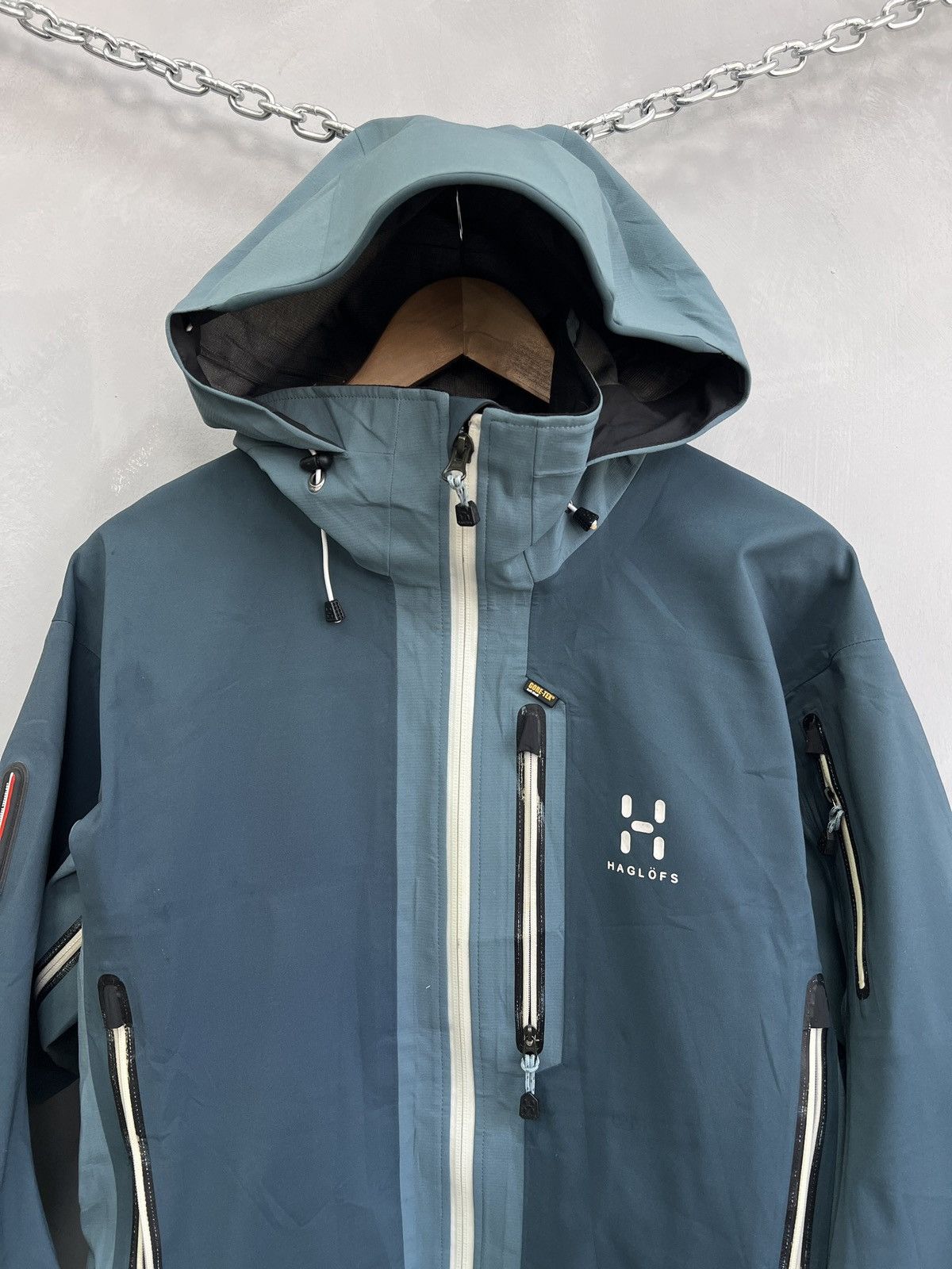 Haglofs Haglofs Blue Jacket rain gore Tex gorp core Style Size US S / EU 44-46 / 1 - 2 Thumbnail