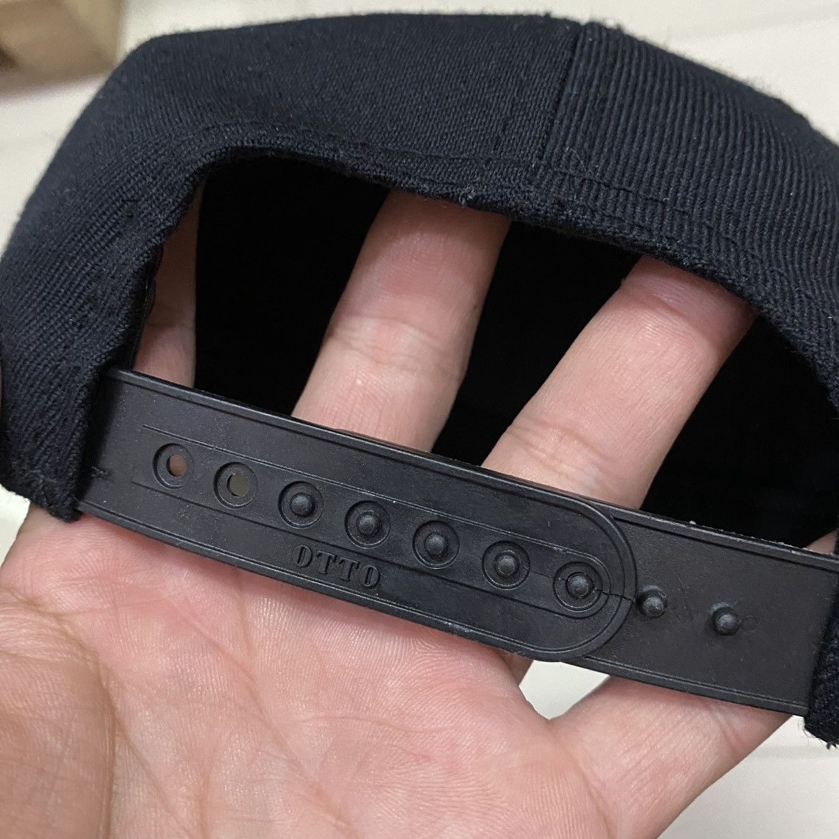 Comme des Garcons × Japanese Brand COMME DES GARÇON SNAPBACK HAT Size ONE SIZE - 3 Thumbnail