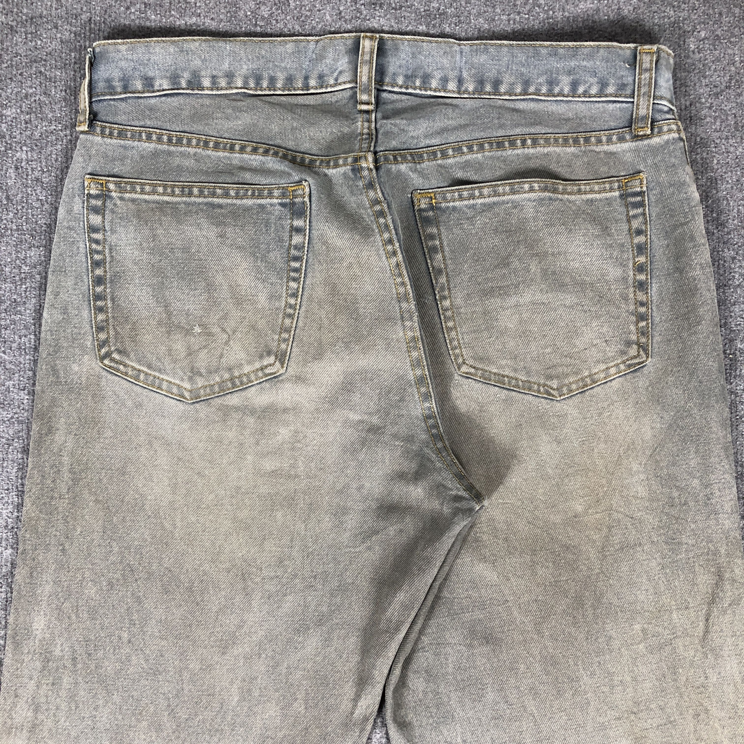 Japanese Brand × Uniqlo Uniqlo Jeans Dirty L1239 Size US 33 - 5 Thumbnail