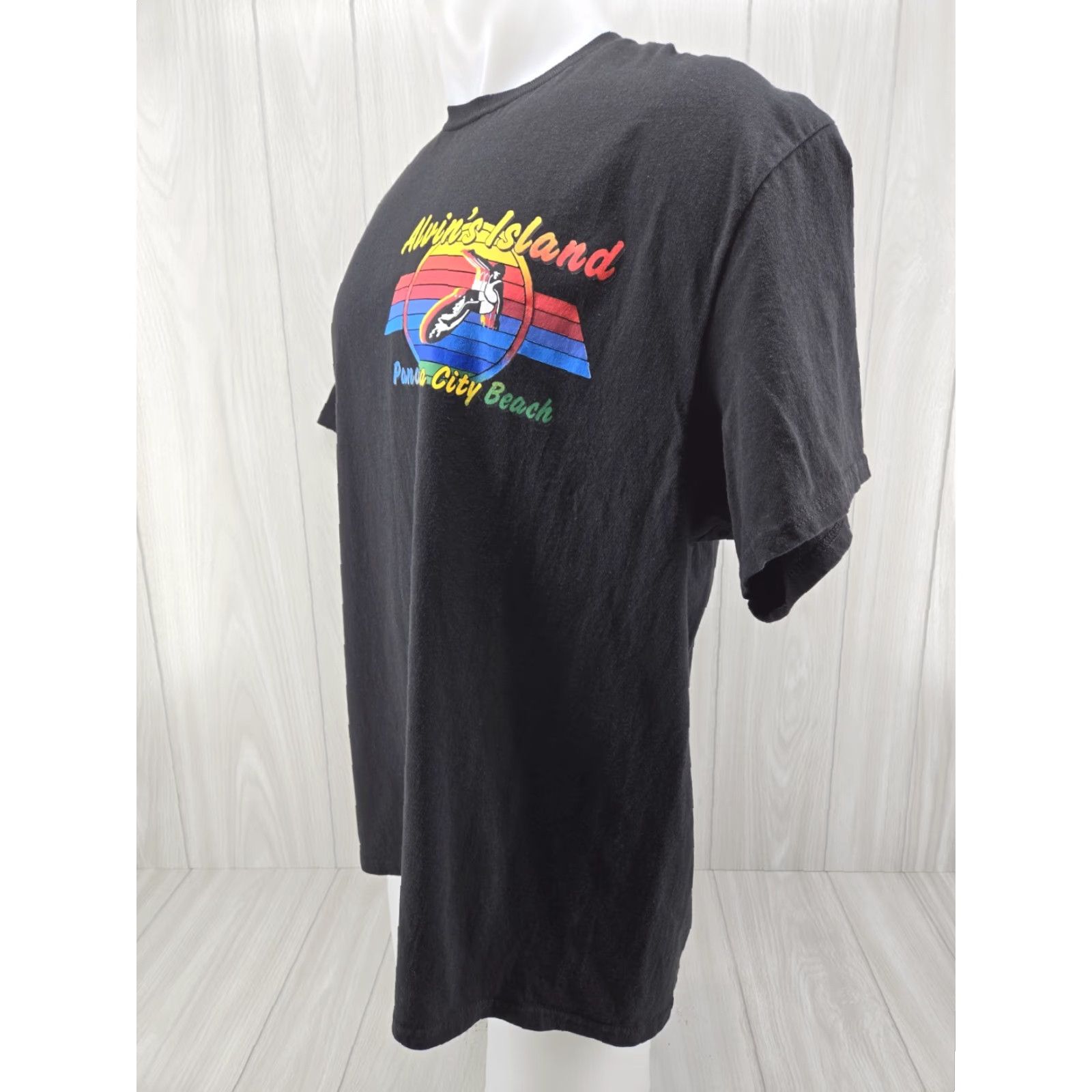 Delta Delta Alvin's Island Panama City Beach Surfer T Shirt 2XL Black Men Short Sleeve Cotton Round Neck Graphic Print T-Shirt Size US XXL / EU 58 / 5 - 2 Thumbnail