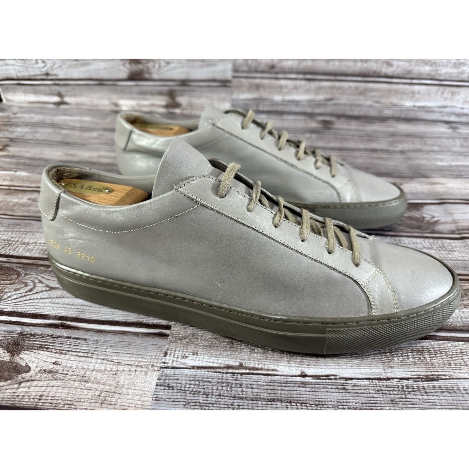 Common Projects Common Projects Achilles Low Sneakers 1528 Size US 12 EU 45 Size US 12 / EU 45 - 1 Thumbnail