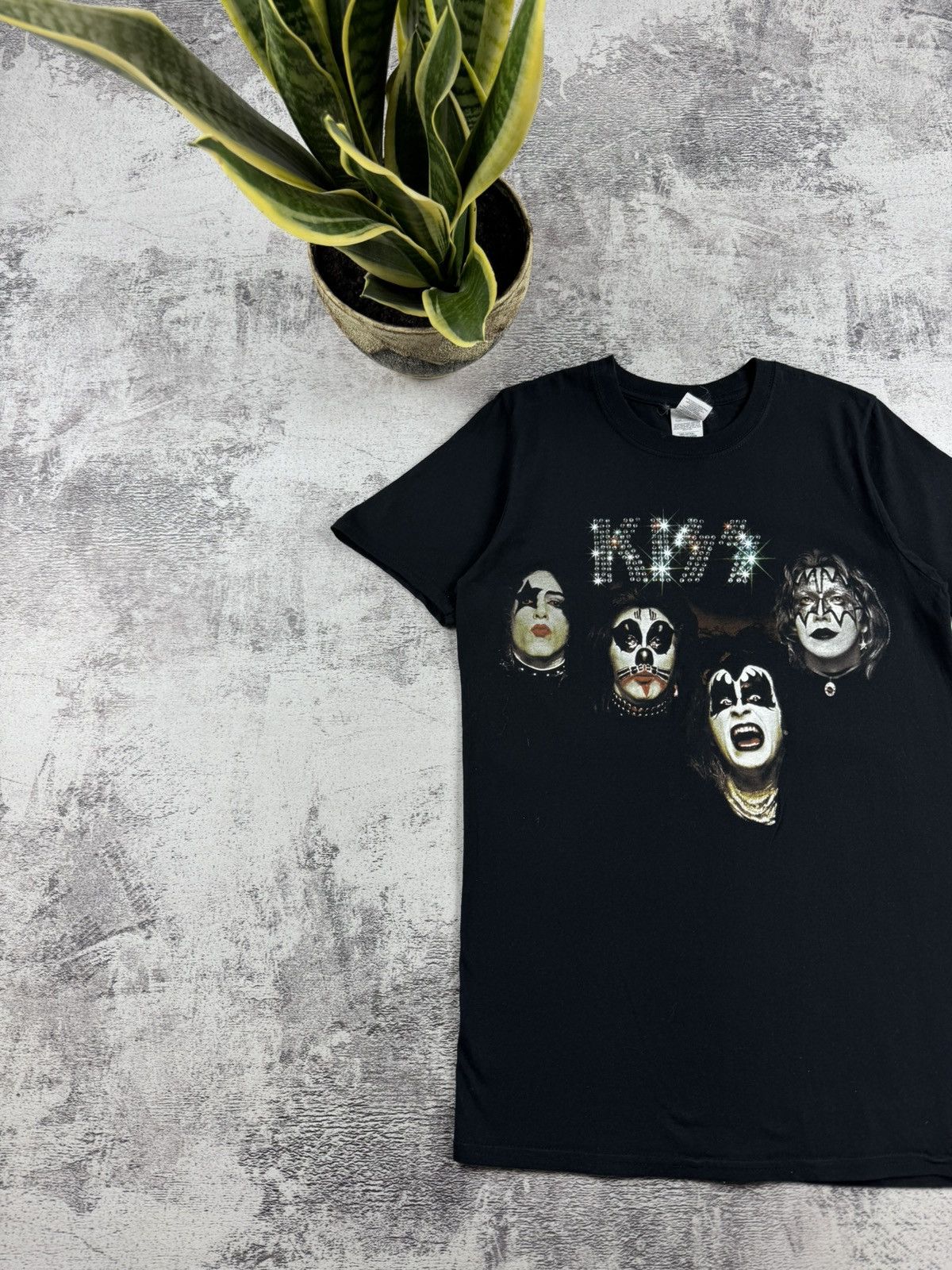 KISS KISS 2015 Gildan Tour Faded Merch Devil Jersey T Shirt Tee Size US S / EU 44-46 / 1 - 2 Thumbnail
