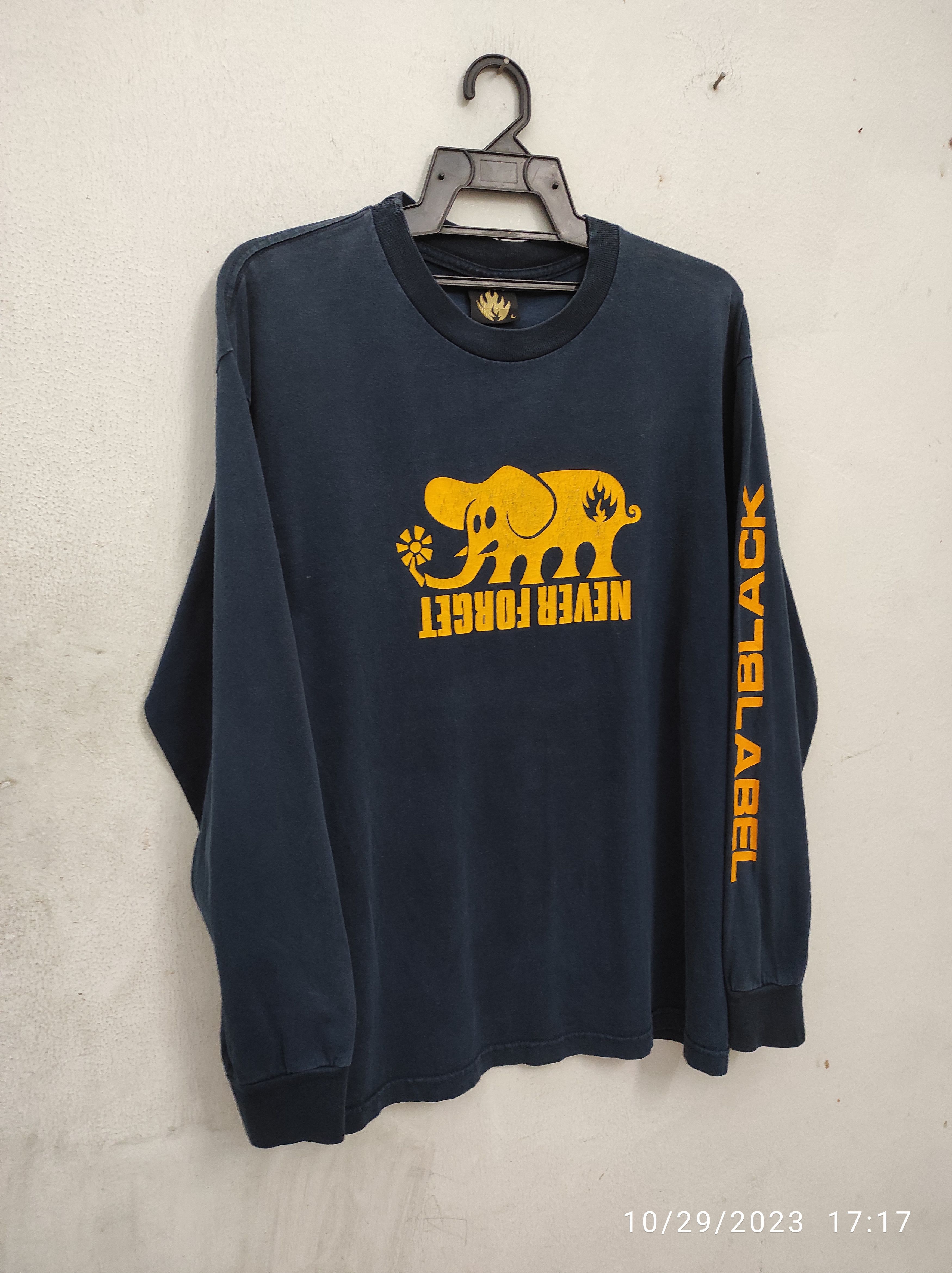 Black Label Vintage 90's BLACK LABEL SKATEBOARD LOGO'S PROMO TEE Size US L / EU 52-54 / 3 - 7 Thumbnail