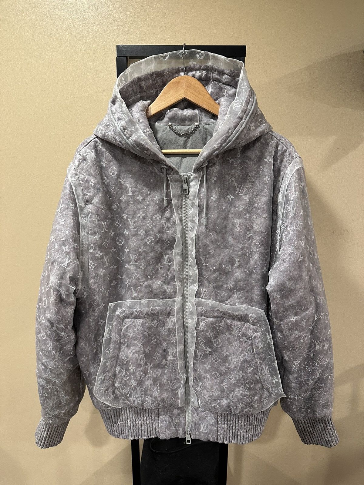 Pre-owned Louis Vuitton X Virgil Abloh Louis Vuitton Fw21 Organza Monogram Print Pad Blouson Jacket In Grey