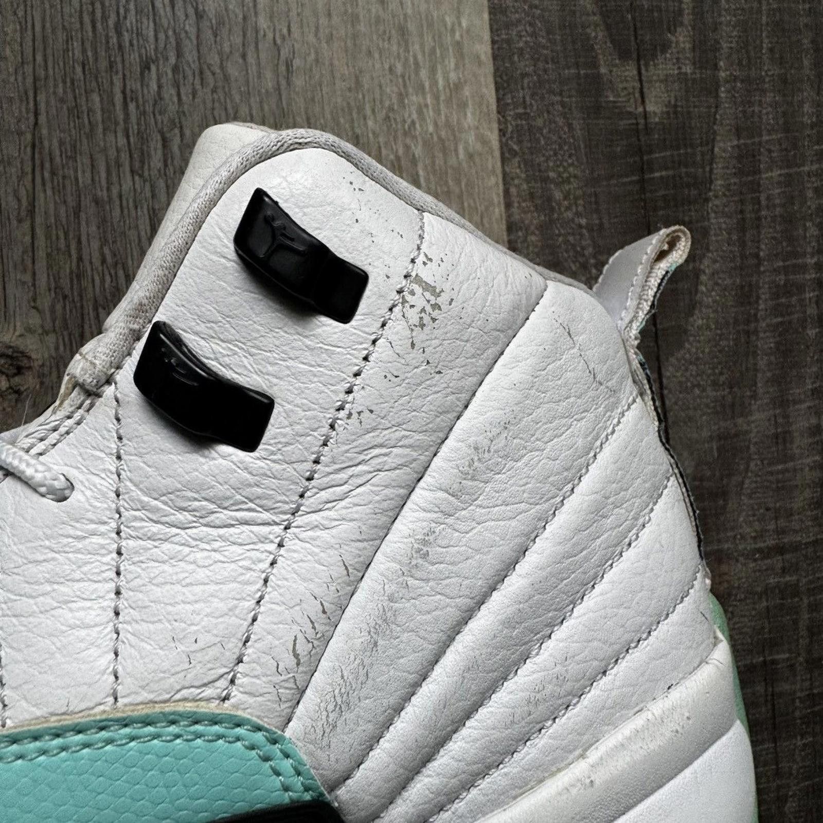 Jordan Brand NIKE • JORDAN 12 Retro GS "Light Aqua" (7M) Size US 7 / EU 40 - 7 Thumbnail