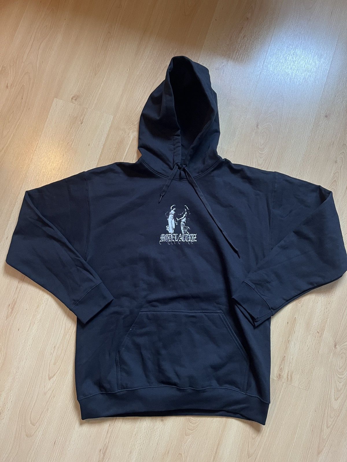 image of Rock Band Model/actriz Tour Hoodie in Black, Men's (Size Large)