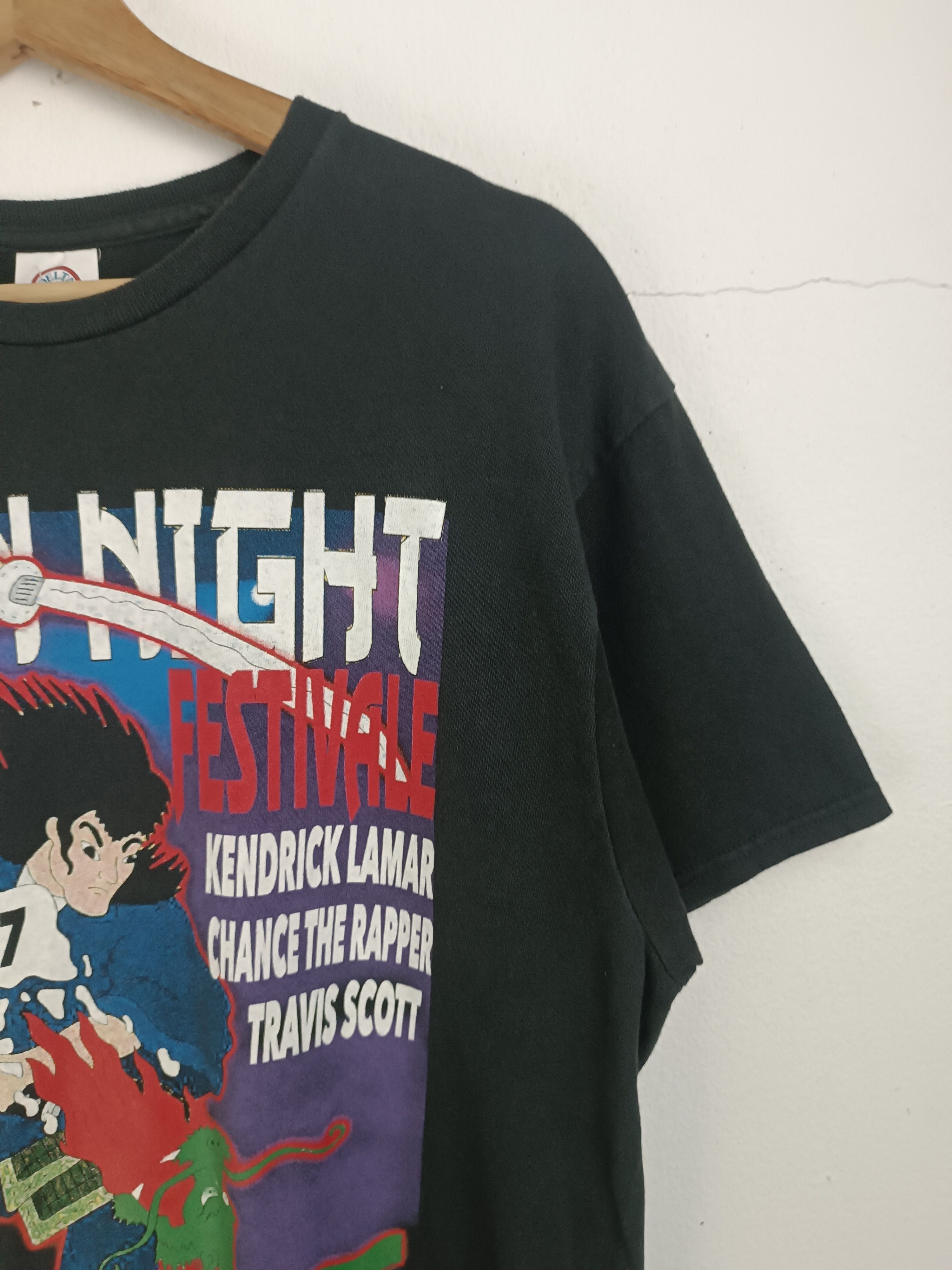 Rap Tees VINTAGE '17 DAY N NIGHT KENDRICK LAMAR TRAVIS SCOTT CHANCE Size US L / EU 52-54 / 3 - 6 Thumbnail