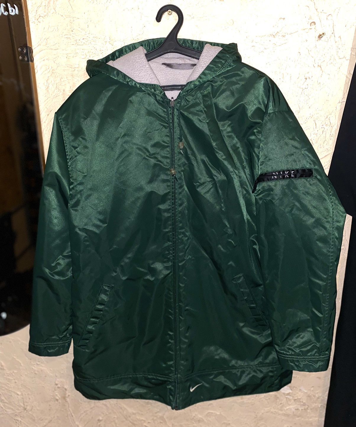 Nike NIKE VINTAGE SWOOSH NYLON FLEECE REVERSIABLE JACKET Bomber Size US L / EU 52-54 / 3 - 7 Thumbnail