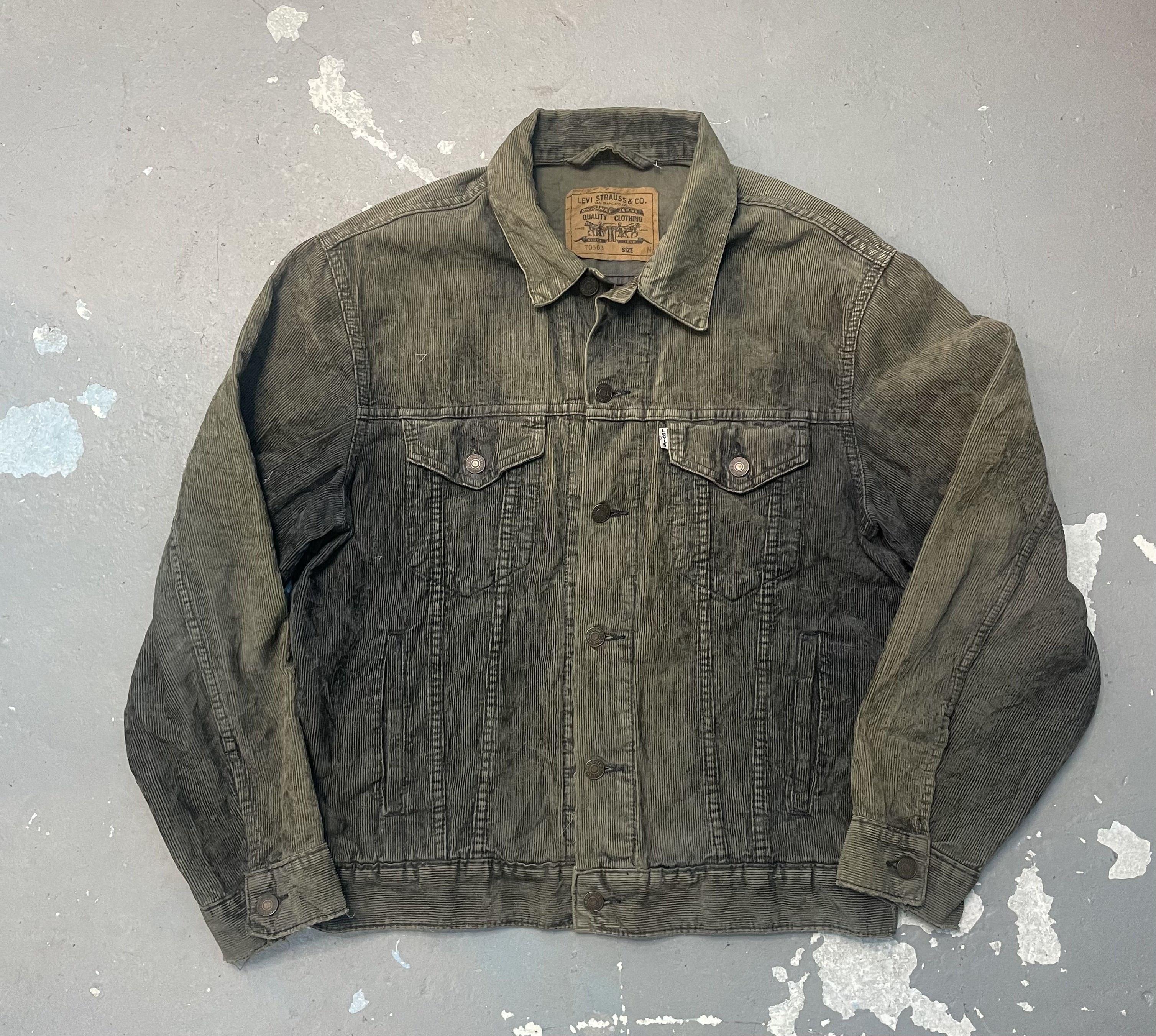 Levi's Vintage Clothing Vintage Levi’s Green Corduroy Trucker Jacket Size US M / EU 48-50 / 2 - 1 Thumbnail