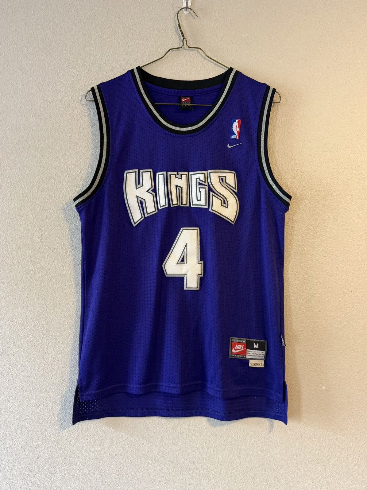 Nike vtg 90s-y2k chris webber nike stitched basktball jersey M +2 Size US M / EU 48-50 / 2 - 1 Thumbnail