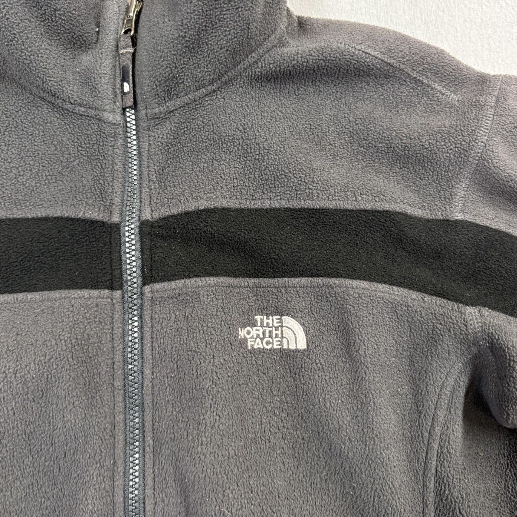 The North Face The North Face Fleece Jacket Mens Small Gray Zip Full Zip Outdoors Warm Winter Fall Size US S / EU 44-46 / 1 - 3 Thumbnail
