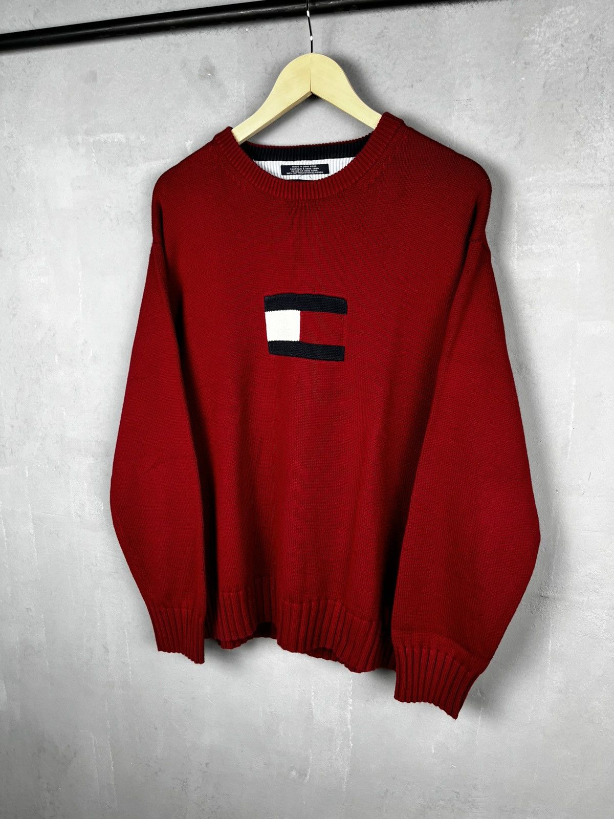 Tommy Hilfiger Tommy Hilfiger big logo sweater vintage usa 90s Size US L / EU 52-54 / 3 - 2 Thumbnail