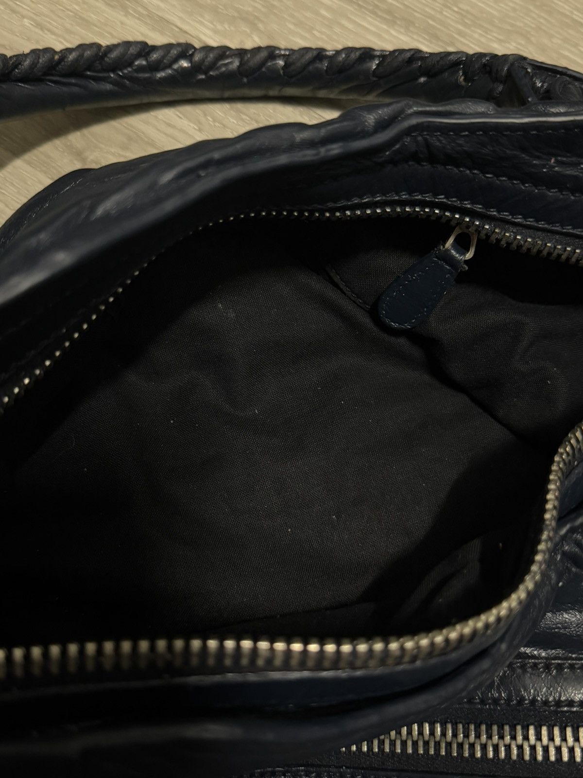 Balenciaga Balenciaga - 2000’s - Classic Le City Giant 21 Navy Blue Size ONE SIZE - 17 Thumbnail