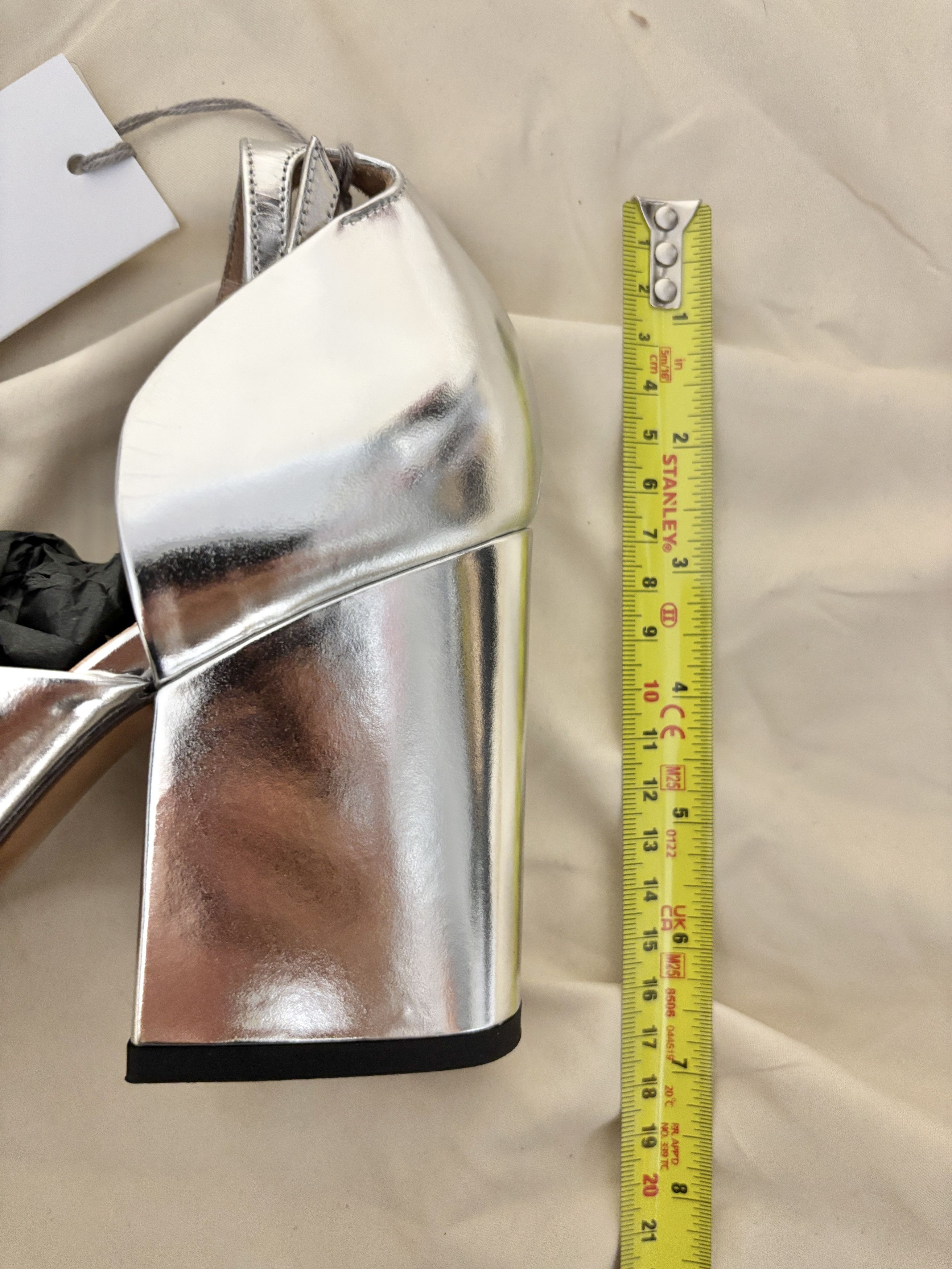 Marni Marni Silver Chrome Mary Janes Size US 7 / IT 37 - 10 Thumbnail