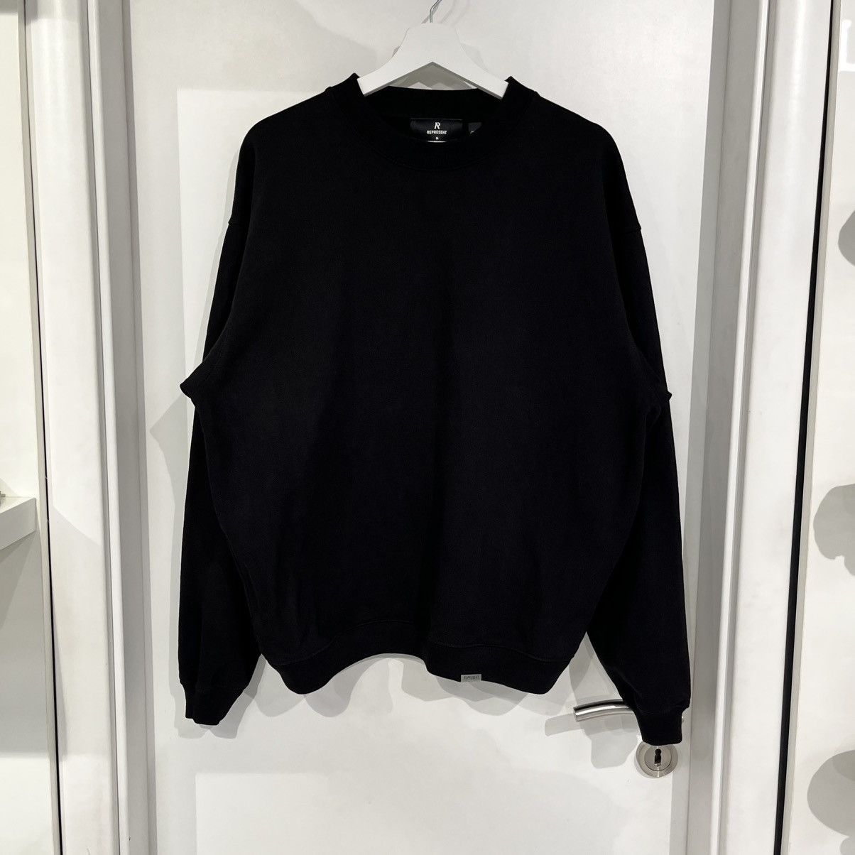 Represent Clo. Represent Crewneck Black Size US M / EU 48-50 / 2 - 1 Thumbnail