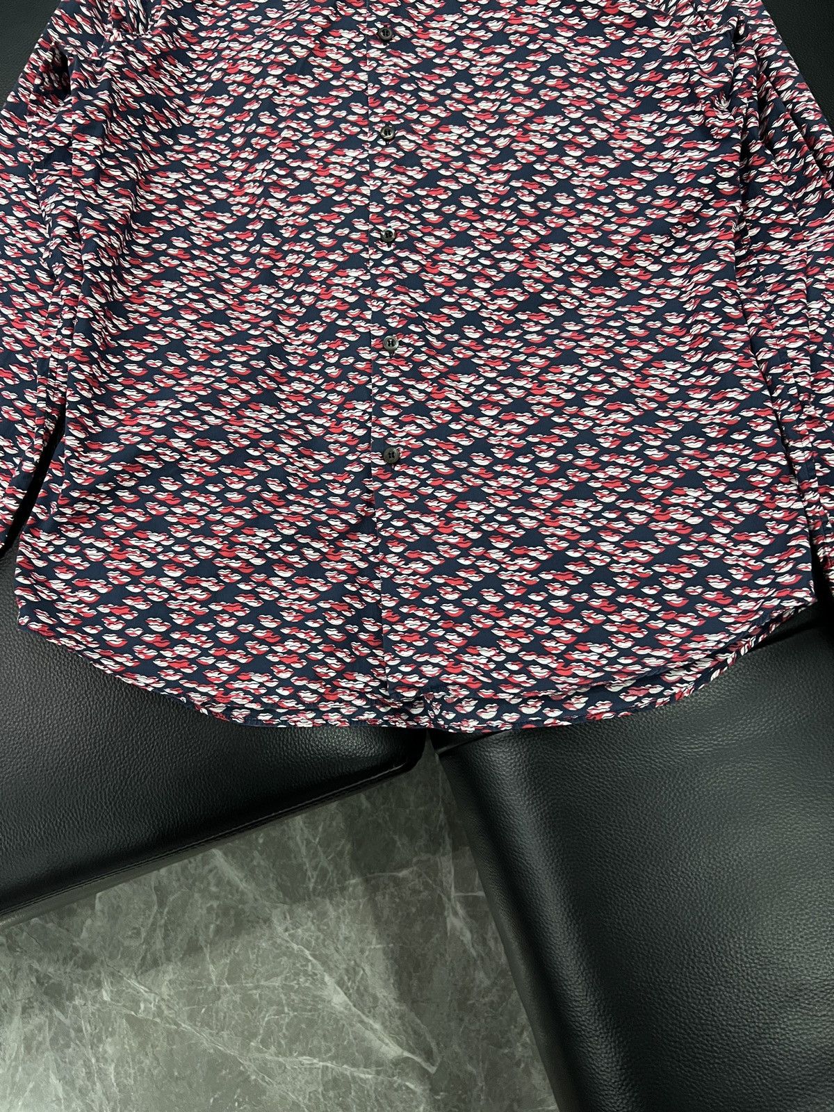 Prada Prada 2015 All-Over Lip Print Shirt Size US XS / EU 42 / 0 - 7 Thumbnail