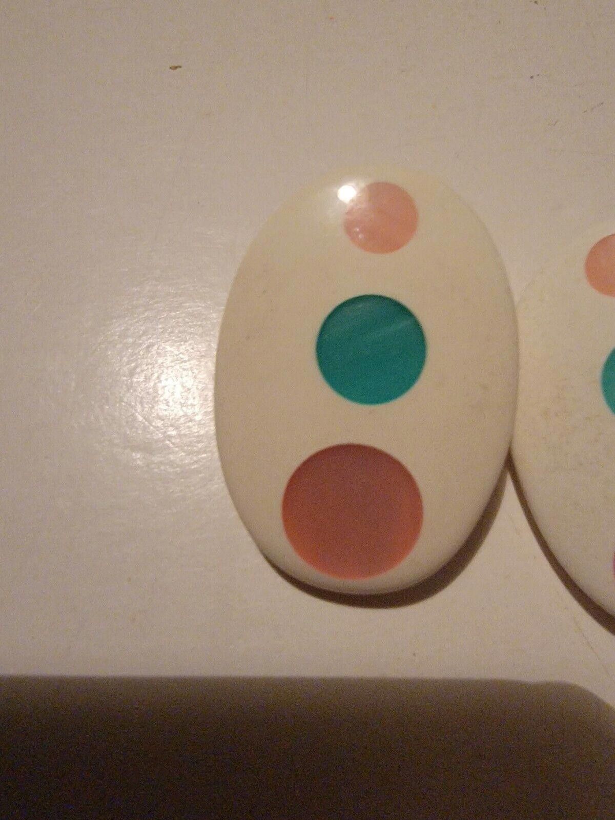 The Unbranded Brand Vintage Womens Earrings VTG Oval Enamel Polka Dot Stud Size ONE SIZE - 4 Thumbnail