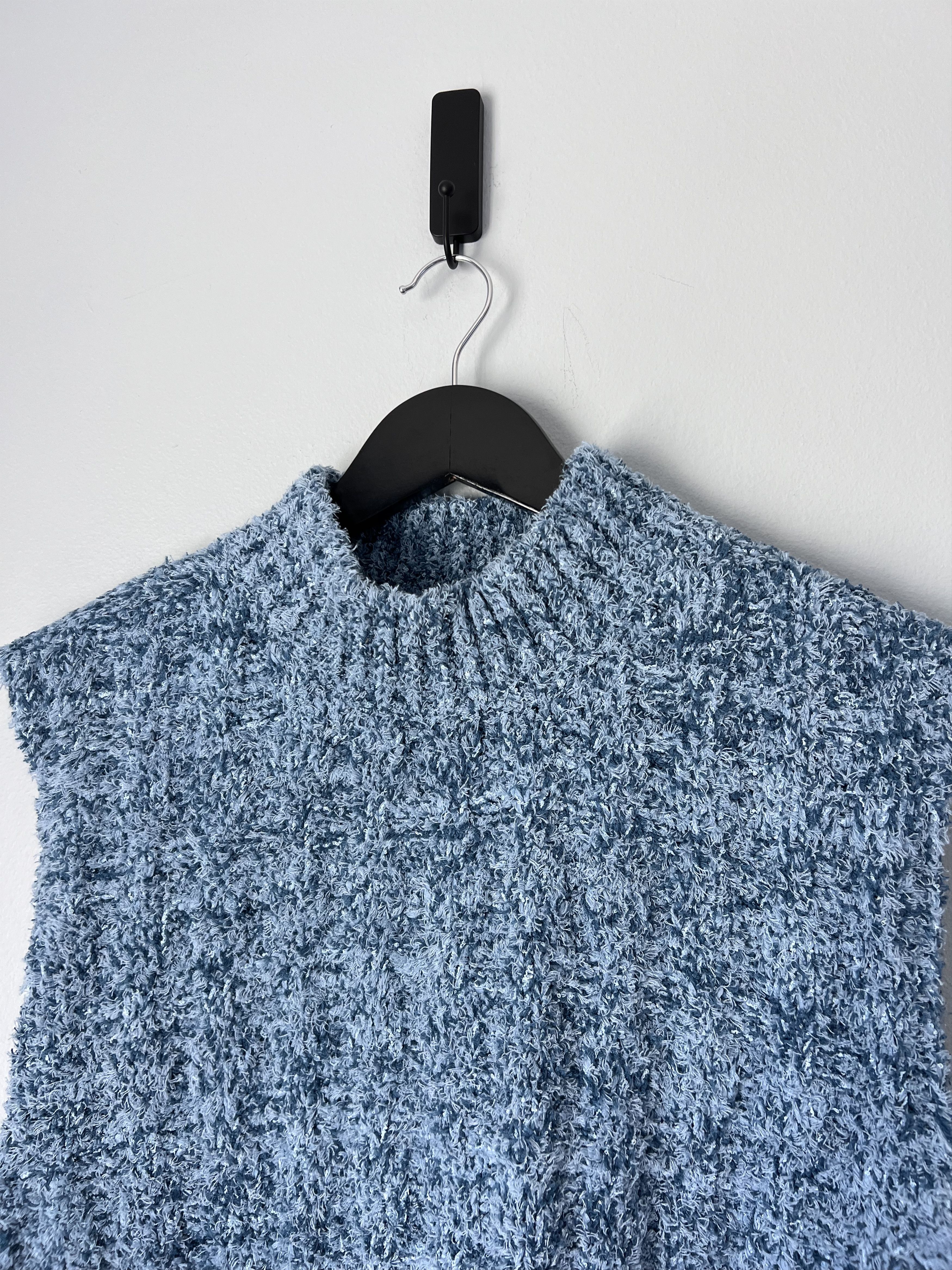 Maison Margiela Maison Margiela Mock Neck Sweater Vest in Blue Size US L / EU 52-54 / 3 - 2 Thumbnail
