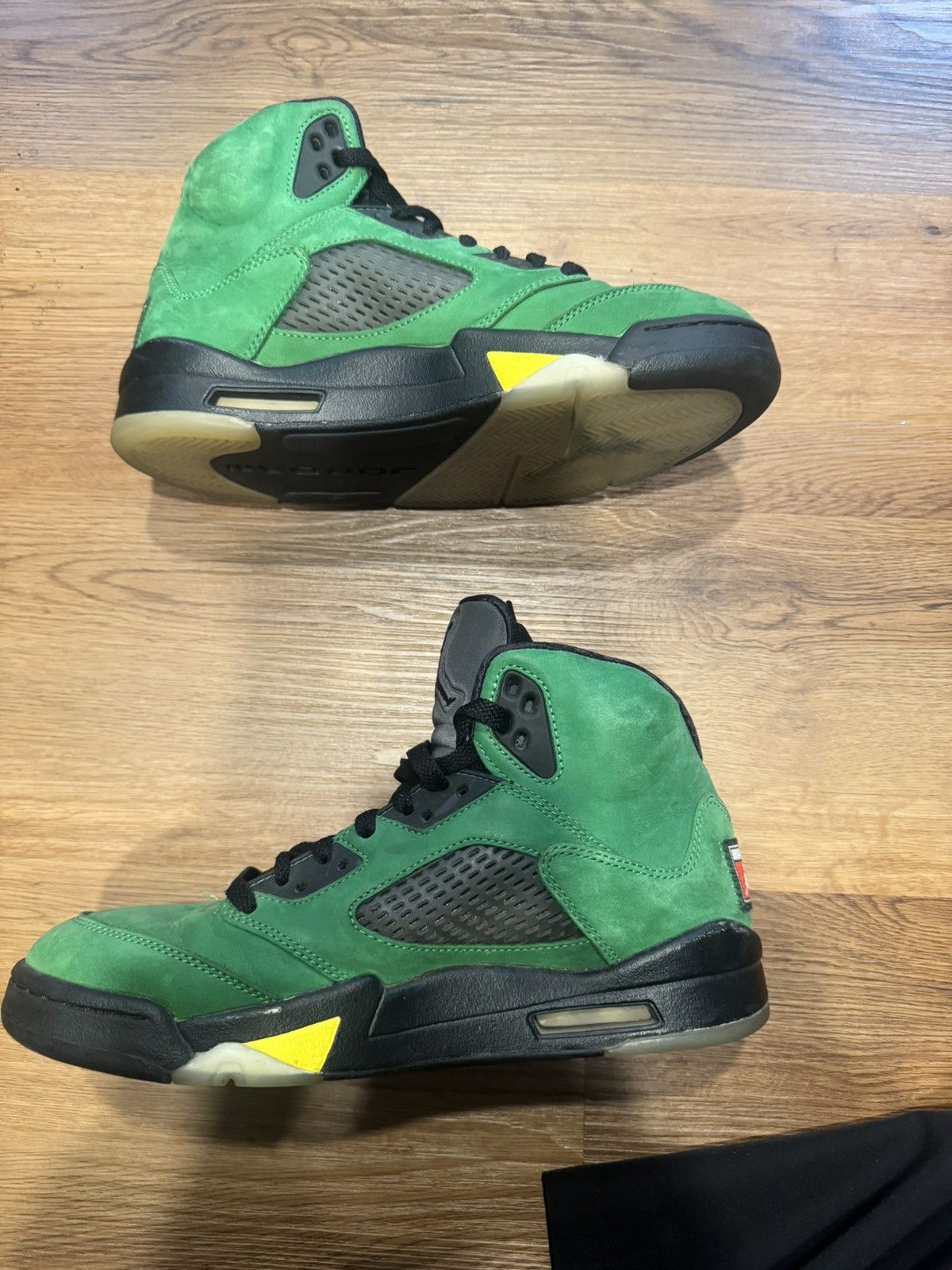 Jordan Brand Oregon Jordan 5 Size US 8.5 / EU 41-42 - 1 Thumbnail