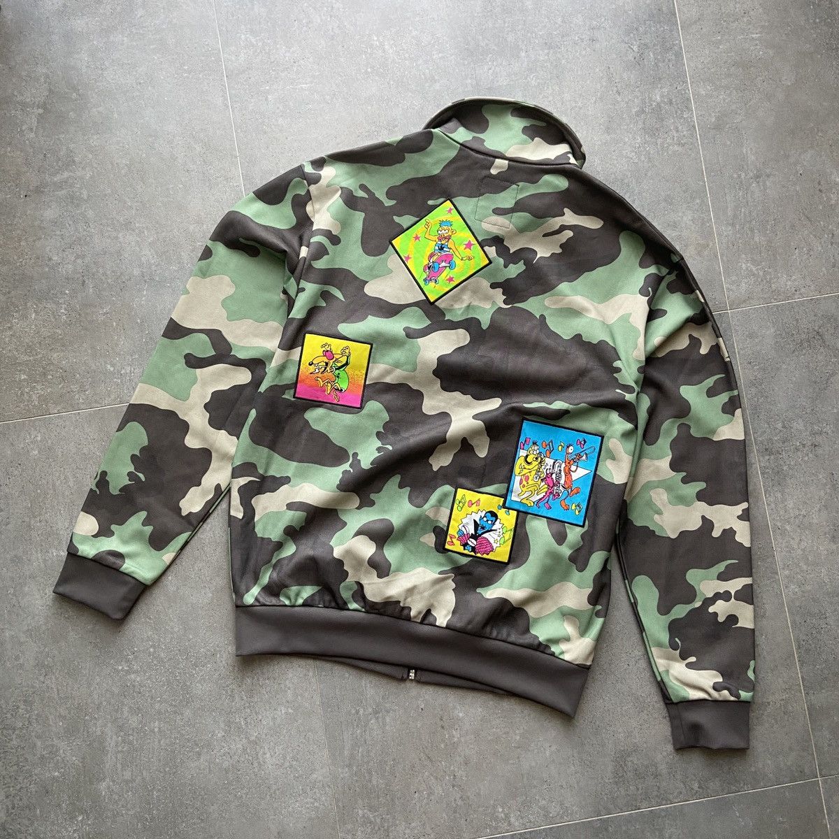 Adidas × Jeremy Scott Rare Adidas × Jeremy Scott track jacket H53369 Size US M / EU 48-50 / 2 - 9 Thumbnail