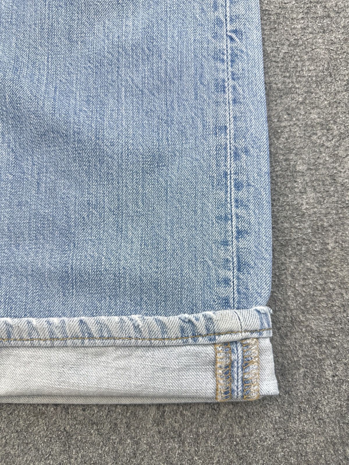 Levi's Vintage Levis 501 Faded Blue Jeans SA0001 Size US 37 - 14 Thumbnail