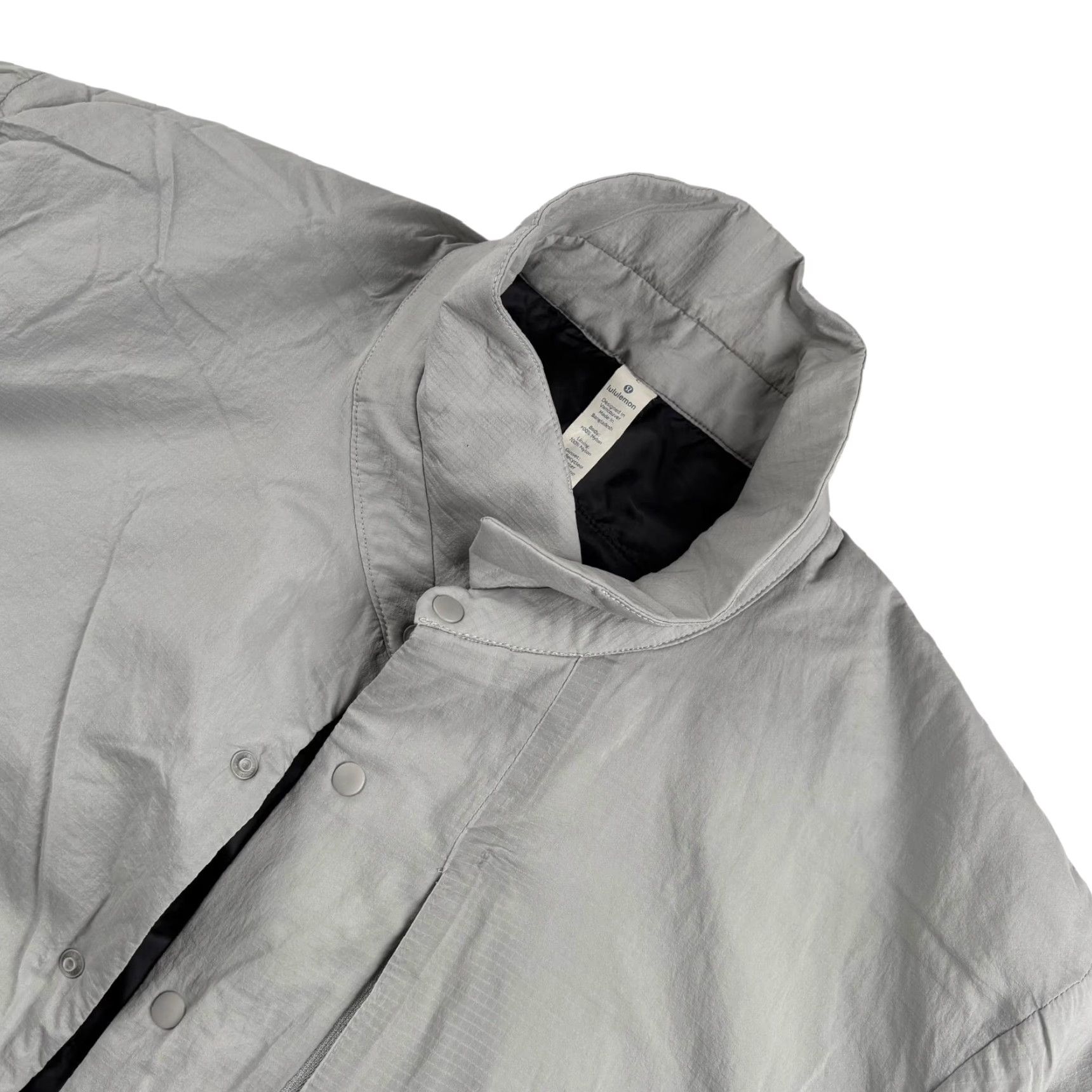 Lululemon Lululemon Shirt Jacket Gray Nylon Insulated Padded Full-Snap Closure Women's L Size L / US 10 / IT 46 - 2 Thumbnail