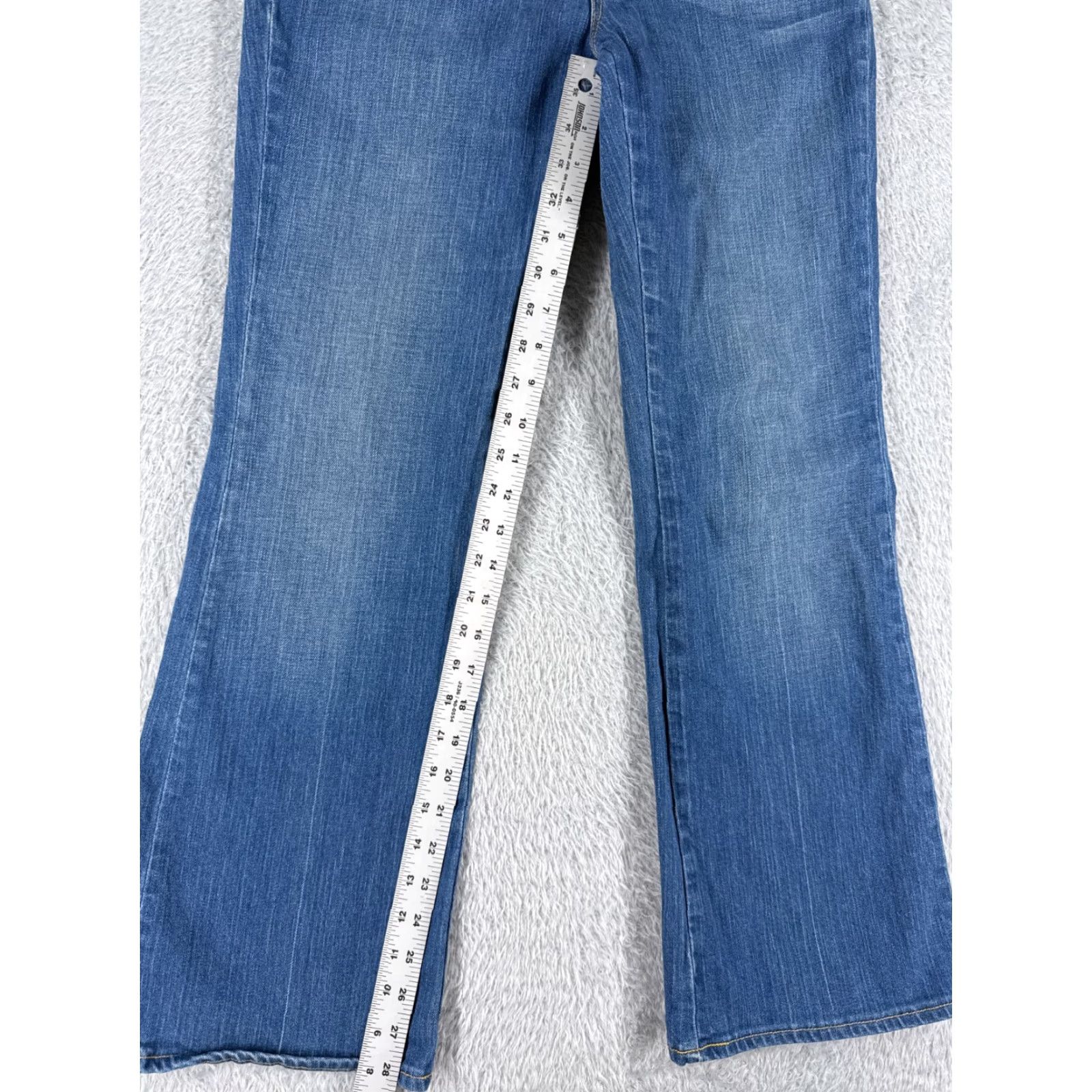 Gap VINTAGE Gap Jeans Womens 6 Blue Denim Ankle Mid Rise Cotton Blend 28x28 Jeans Women Blue 90s Western Style Boys? Size 28" / US 6 / IT 42 - 7 Thumbnail