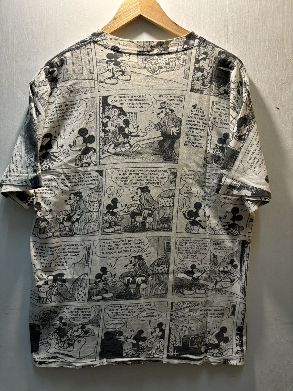 Mickey Mouse × Vintage VINTAGE VTG Mickey Mouse Fullprint Size US L / EU 52-54 / 3 - 14 Thumbnail