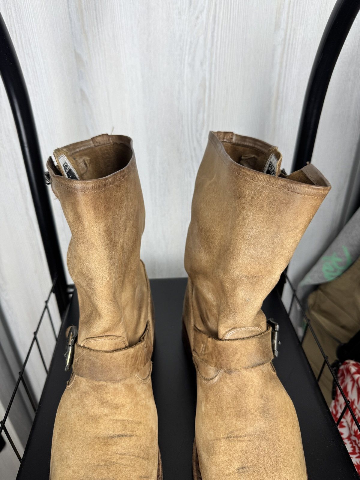 Frye Frye Leather buckled brown beige faded boots size 8.5 Size US 8.5 / IT 38.5 - 10 Thumbnail