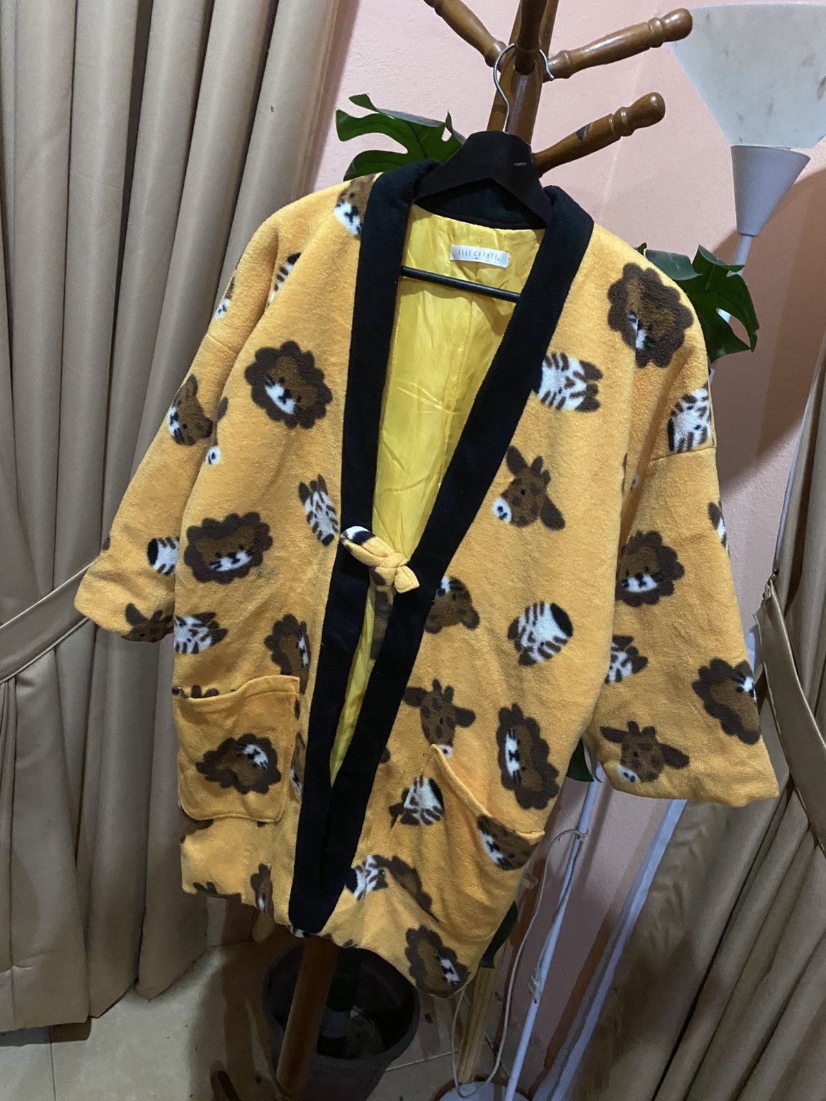 Vintage Vintage Elle Chante Fleece Kimono Robe with Animal Prints Size US M / EU 48-50 / 2 - 4 Thumbnail
