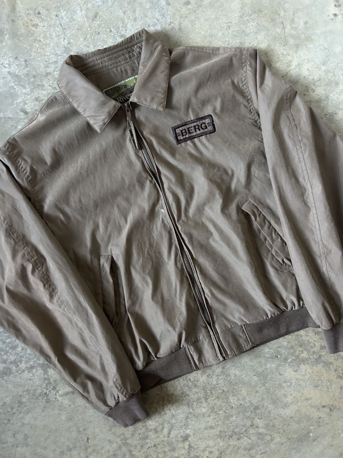 Vintage Vintage Taupe “F. BERG” Workwear Jacket — 90s Utility Zip-Up Size US S / EU 44-46 / 1 - 2 Thumbnail