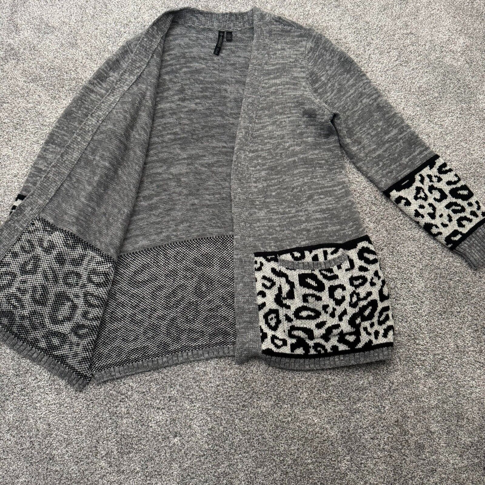 Other Allie & Rob Cardigan Sweater Womens Large Leopard Print Cozy Size L / US 10 / IT 46 - 8 Thumbnail