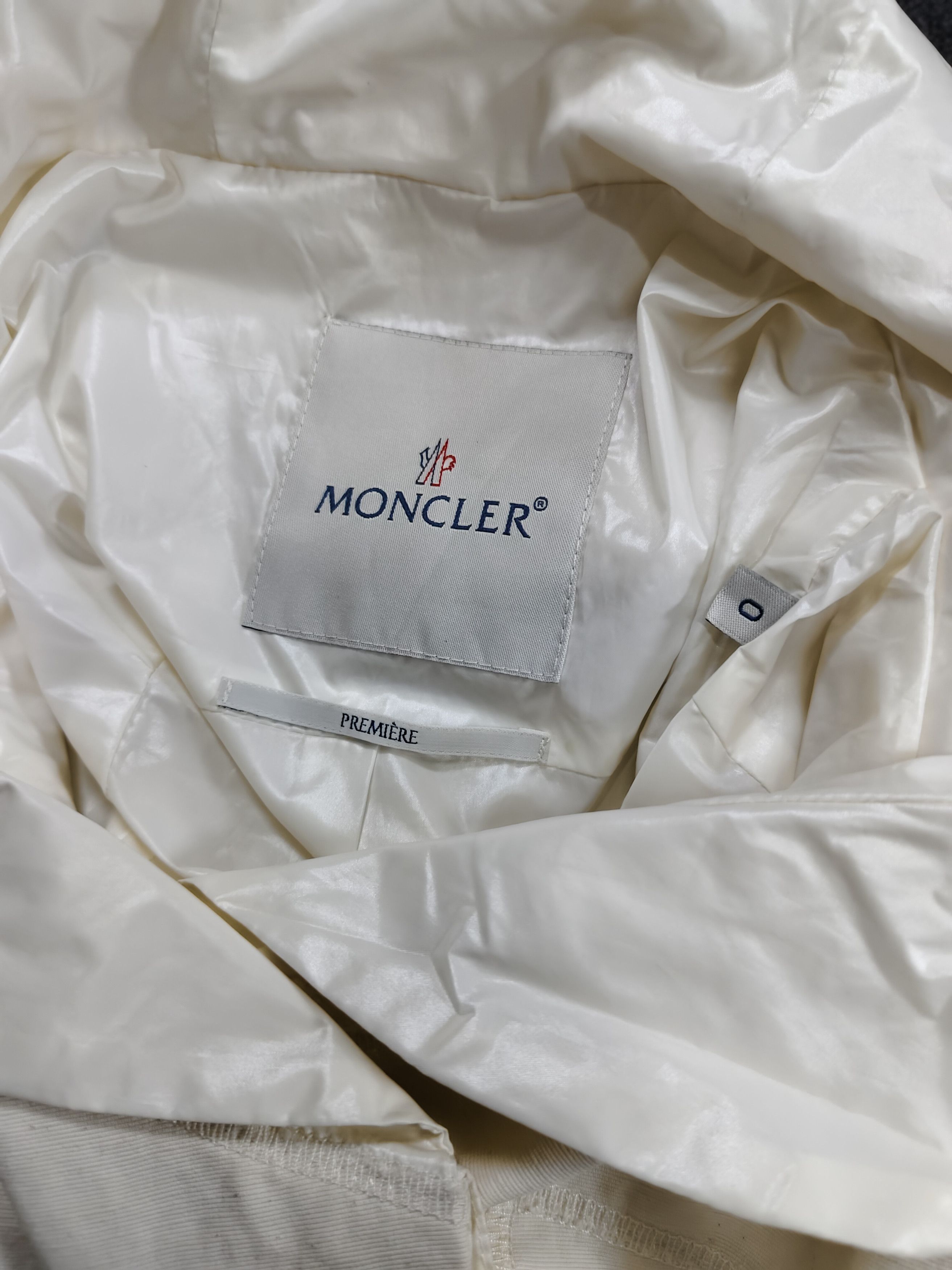 Moncler 00s Moncler Premier Camilla Minimal Luxury Hooded Coat Jacke Size S / US 4 / IT 40 - 9 Thumbnail