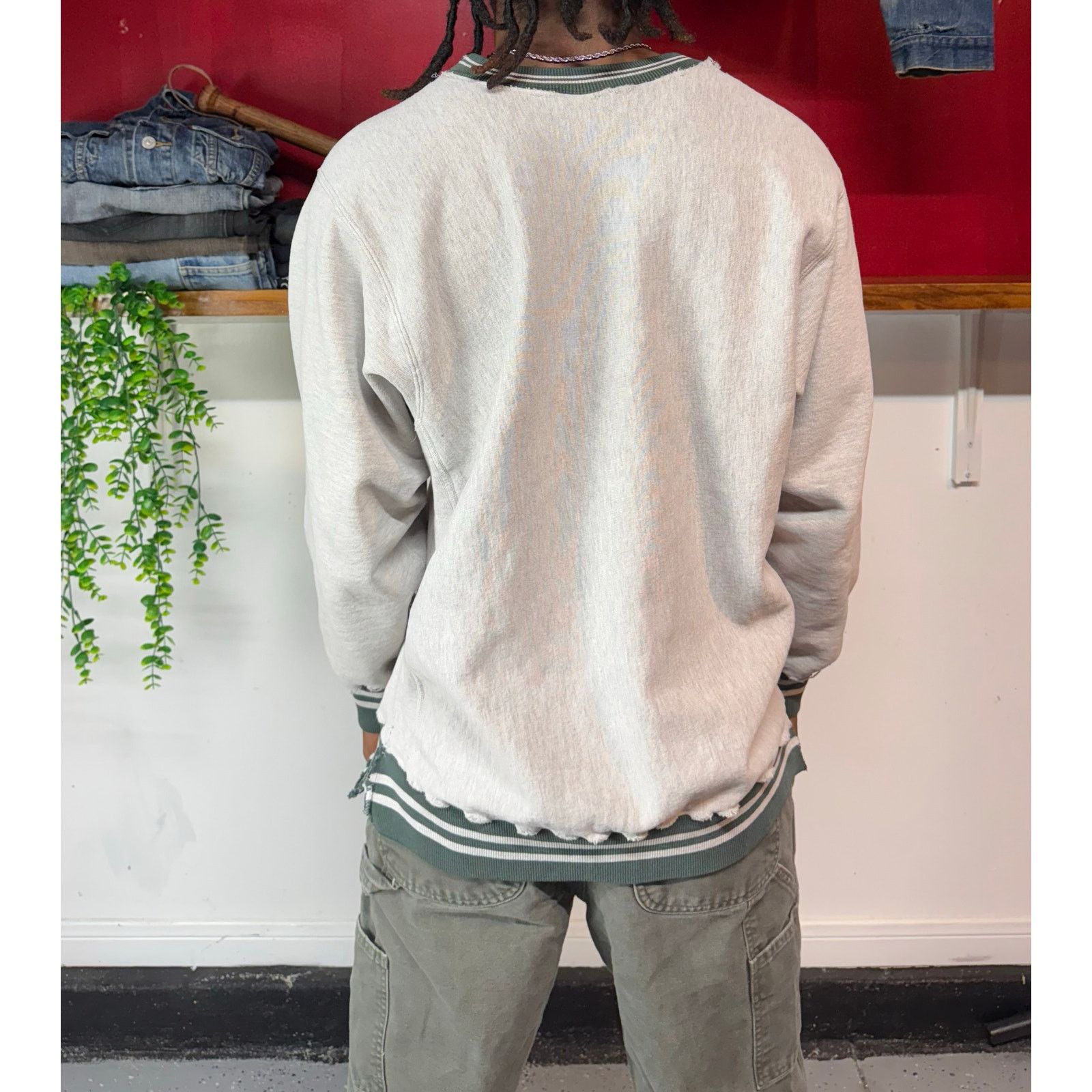 Champion distressed 90s champion reverse weave sweatshirt Size US XL / EU 56 / 4 - 2 Thumbnail
