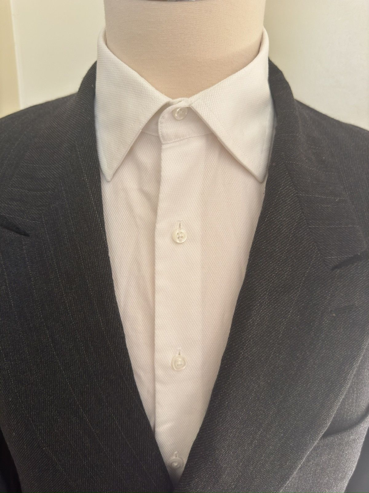 Giorgio Armani Giorgio Armani Made in Italy DB Peak Lapel Jacket Size 42L Size 42R - 2 Thumbnail
