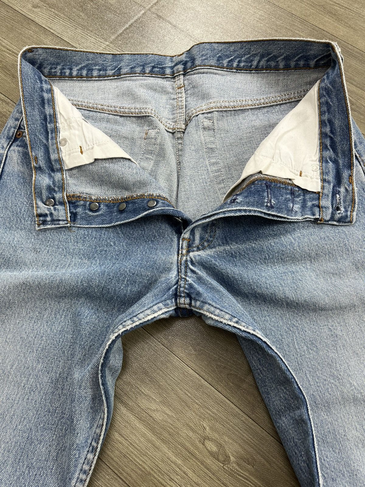 Levi's Vintage Clothing 🇺🇸1970s Vintage Levis 501XX Cut Off Straight Leg Blue Jeans Size US 29 - 9 Thumbnail
