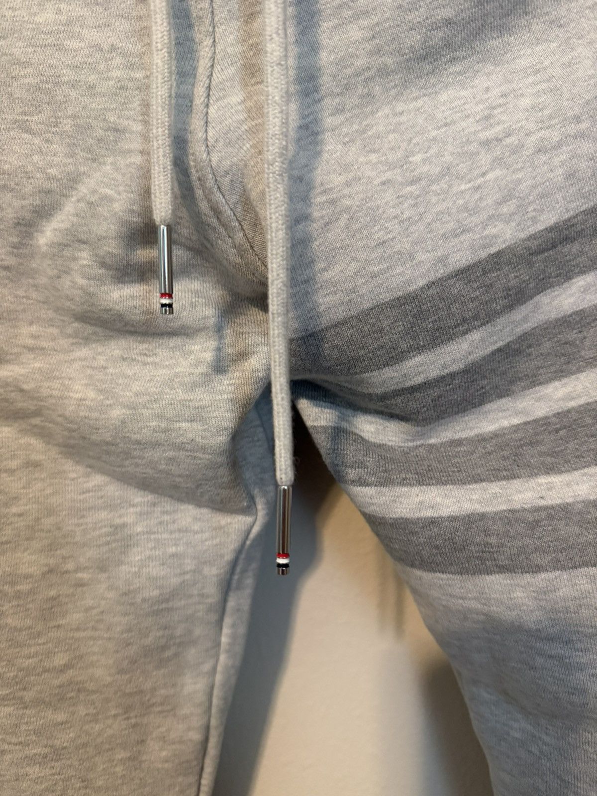 Thom Browne [BNWT] Thom Browne 4-Bar Classic Sweatpants - Grey (Size 3) Size US 34 / EU 50 - 8 Thumbnail