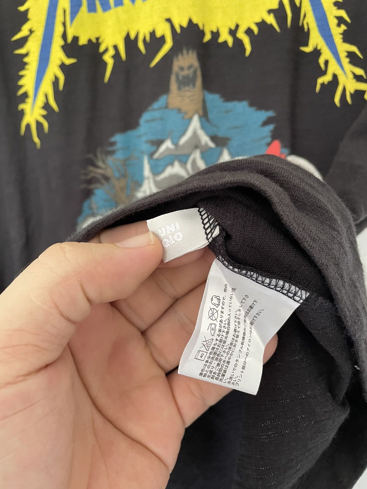 Japanese Brand UNIQLO X CAPCOM MAKAIMURA TEE Size US L / EU 52-54 / 3 - 4 Thumbnail